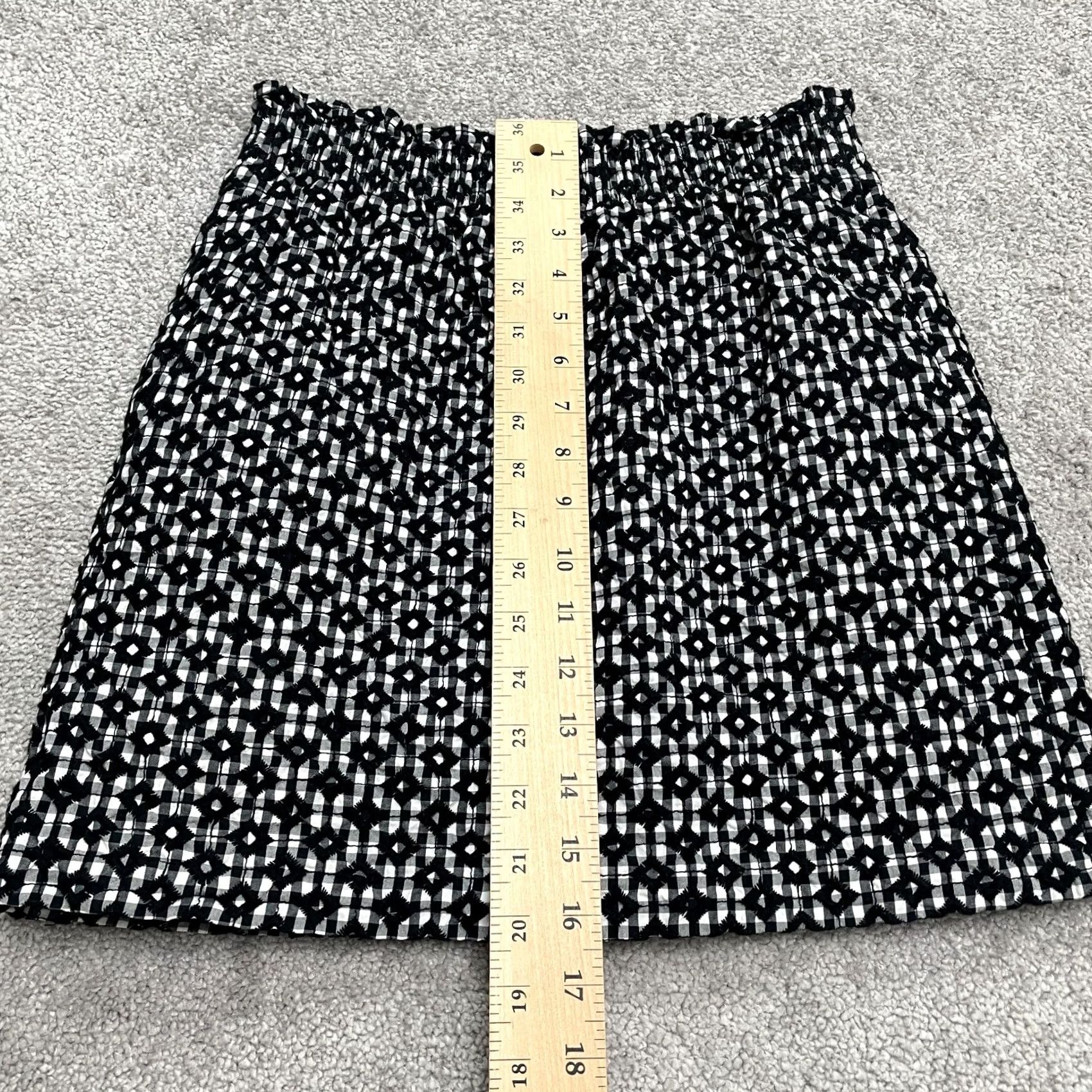 J.Crew J.Crew Skirt Womens 00 Black Geometric Embroidered Knee Length Mini Pencil Sidewalk Size 24" / US 00 / IT 34 - 6 Thumbnail