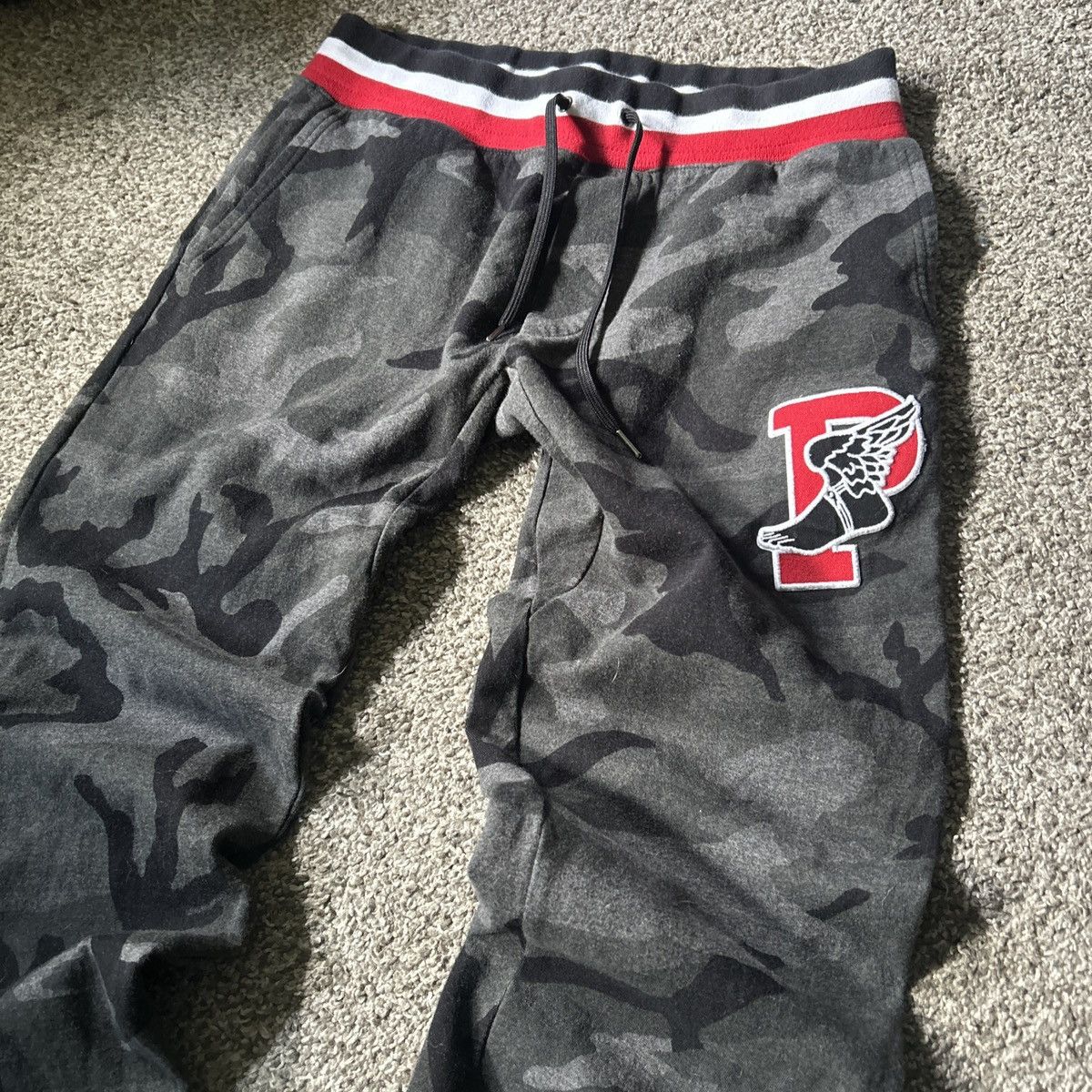 Polo Ralph Lauren Polo Ralph Lauren "P-Wing" camouflage joggers In A Size s Size US 28 / EU 44 - 2 Thumbnail