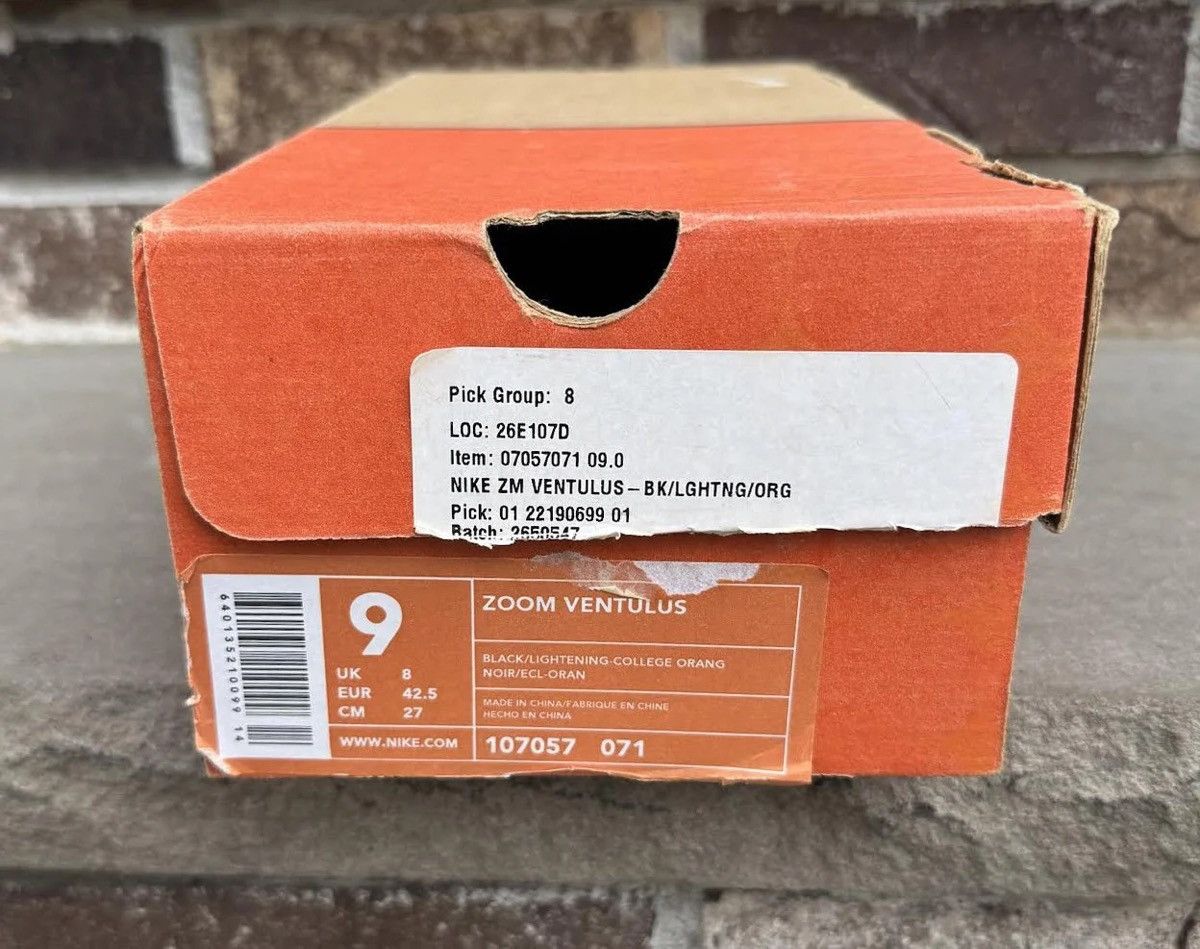 Nike Nike Zoom Ventulus Black / Lightning College Orange (Size 9 Size US 9 / EU 42 - 7 Thumbnail