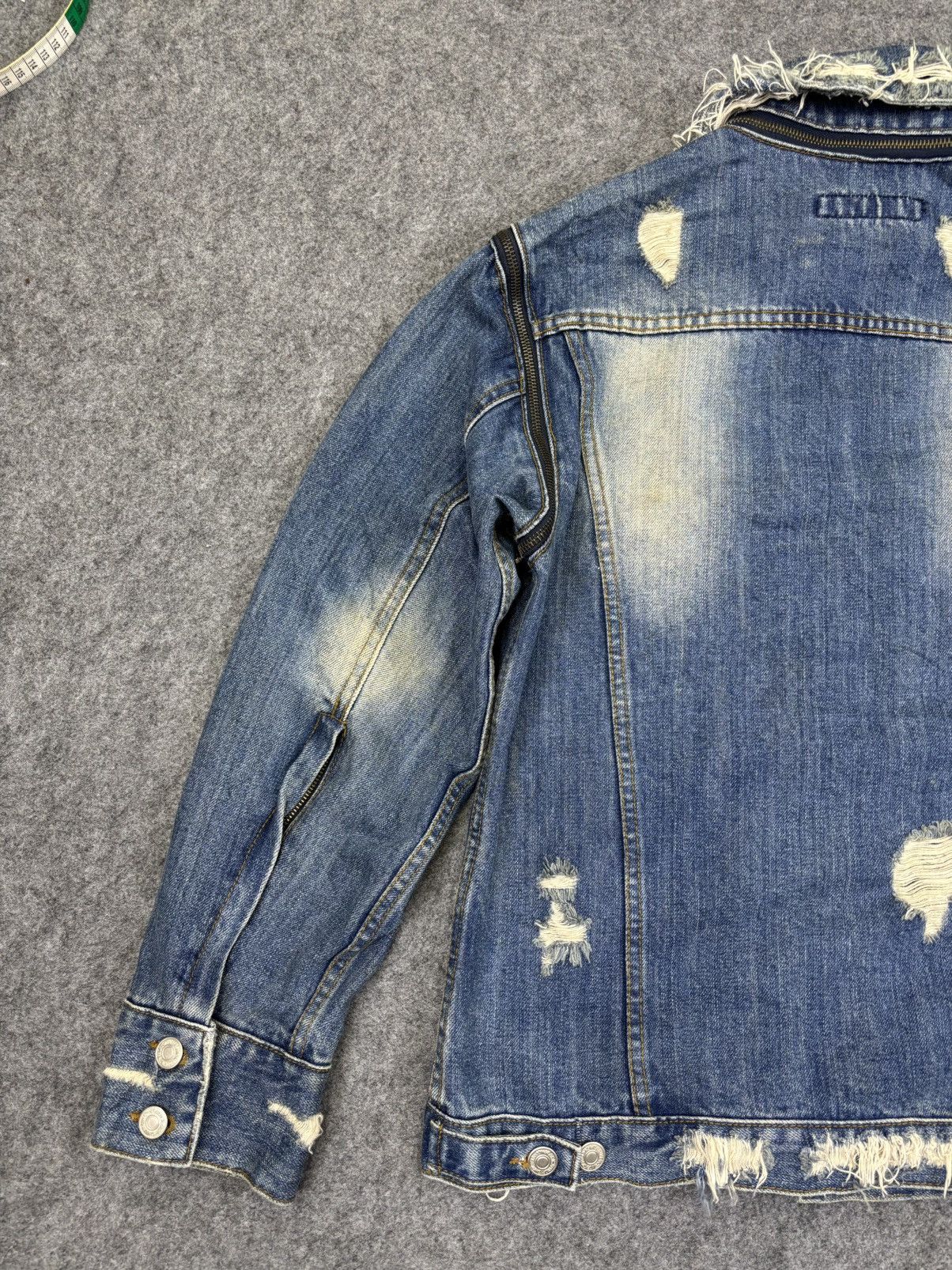 GOSTAR DE FUGA 💥Archival💥Fuga Vest X Jacket Distressed Jacket F856 Size US XS / EU 42 / 0 - 10 Thumbnail