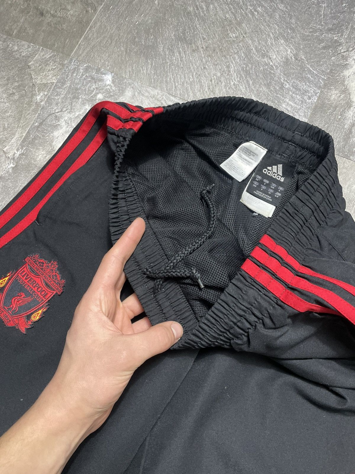Adidas Adidas Liverpool Vintage Soccer Football Sweatpants Joggers Size US 30 / EU 46 - 7 Thumbnail