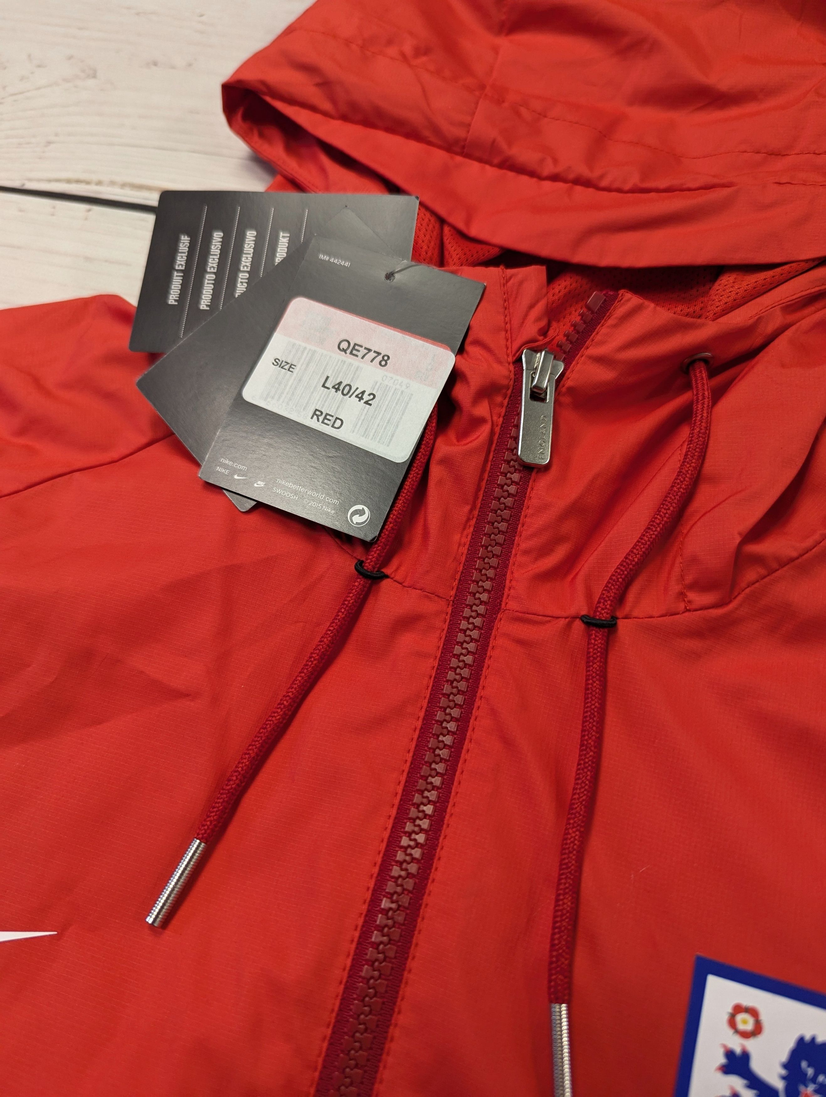 Nike 2016/17 Nike England National Team Red Windbreaker Jacket Size US L / EU 52-54 / 3 - 5 Thumbnail