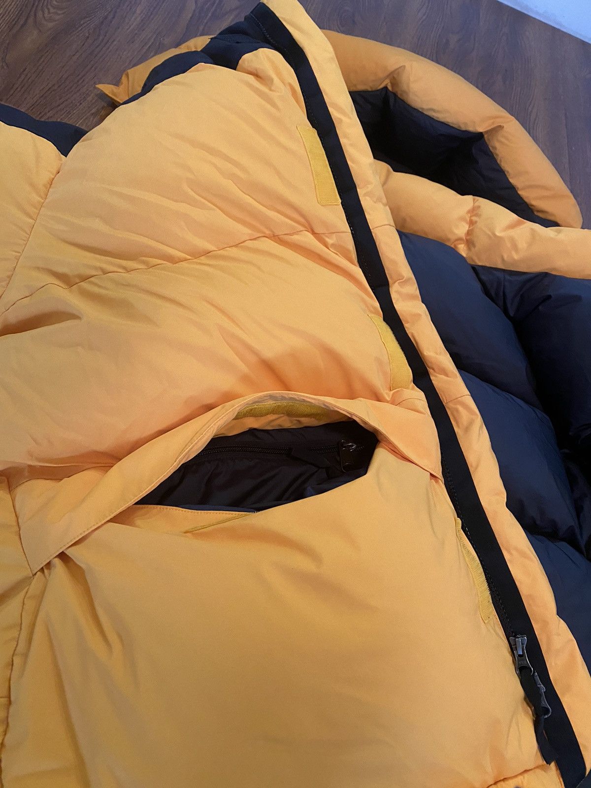 The North Face Retro Himalayan Parka Summit Gold Size US XL / EU 56 / 4 - 6 Thumbnail