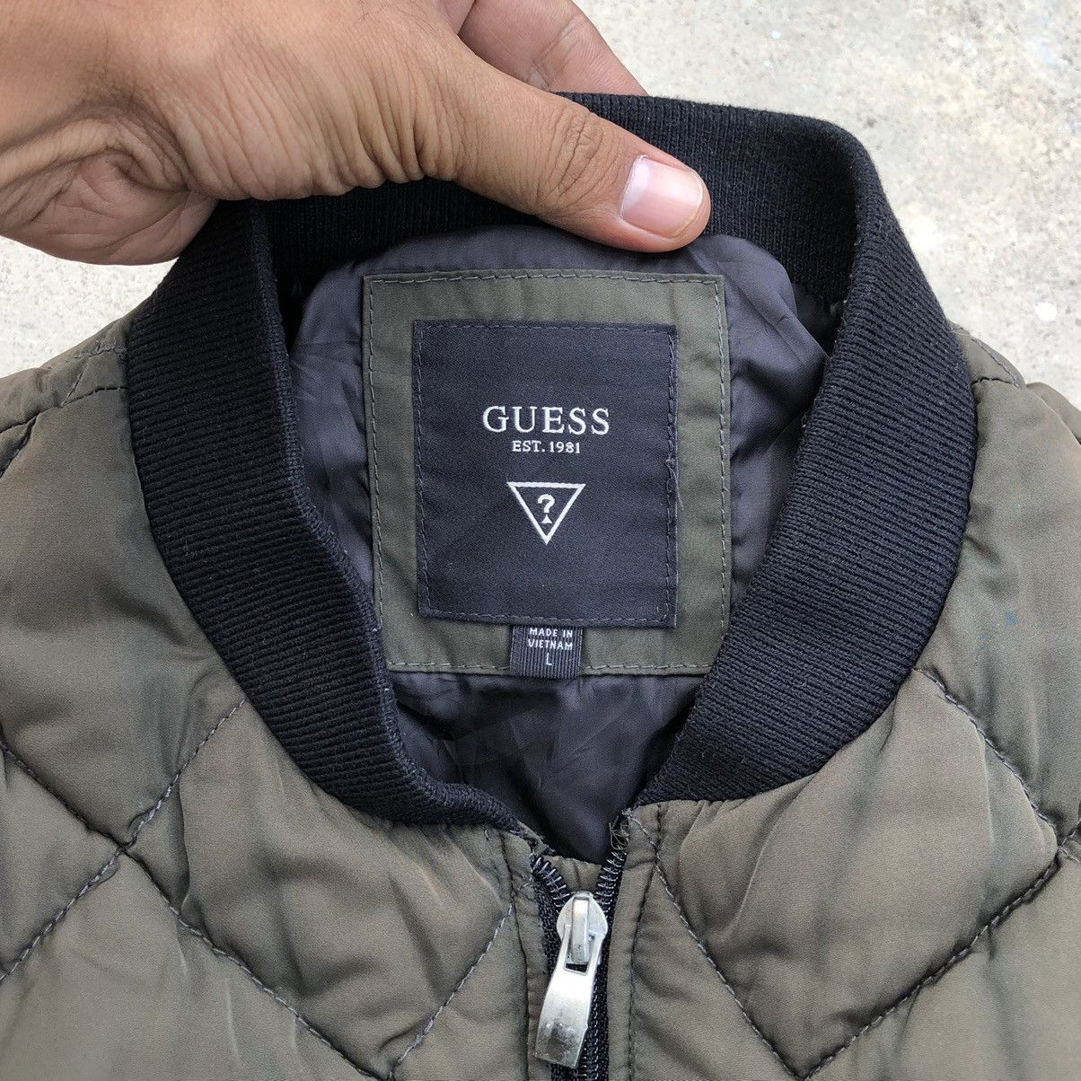 Guess Vintage Guess Est.1981 Sun Faded Quilted Bomber Jacket Size US M / EU 48-50 / 2 - 20 Thumbnail