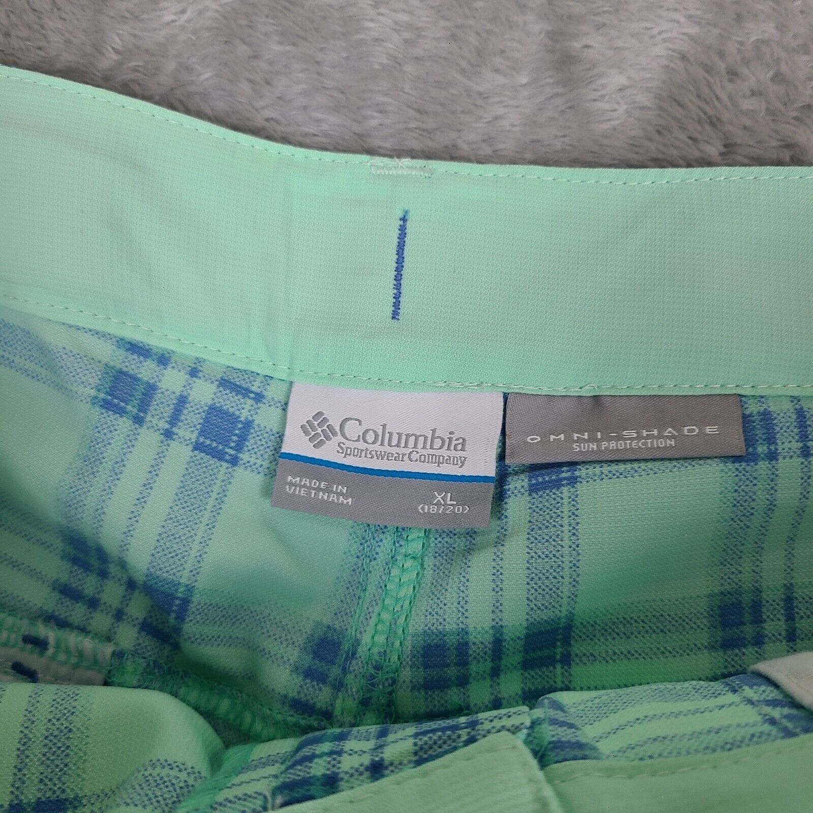 Columbia Columbia Omni Shade Nylon Blue/Green Plaid Hiking Shorts Wom Size 36" / US 14 / IT 50 - 3 Thumbnail