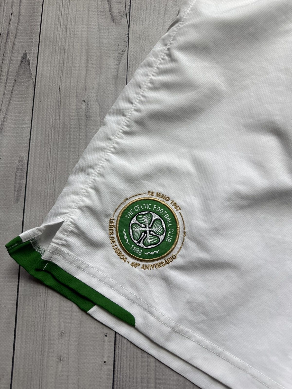 Nike × Vintage Vintage Nike Celtic soccer shorts size M Size US 32 / EU 48 - 2 Thumbnail