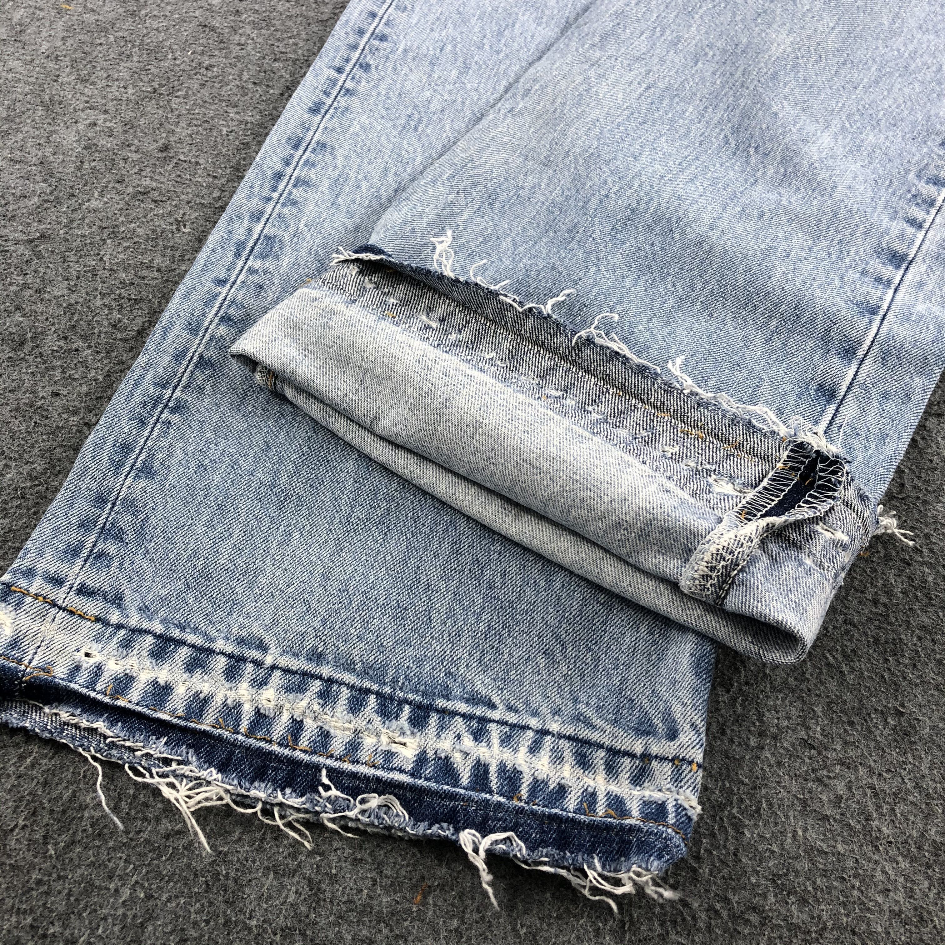 Levi's Vintage Levis 501 Jeans Stone Wash Denim KJ430 Size US 37 - 7 Thumbnail