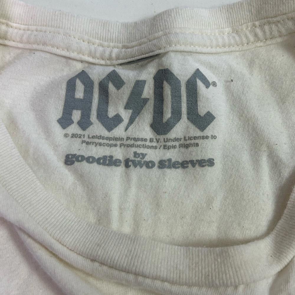 Designer Goodie Two Sleeves l AC/DC Graphic Band Tee Small Size S / US 4 / IT 40 - 6 Thumbnail