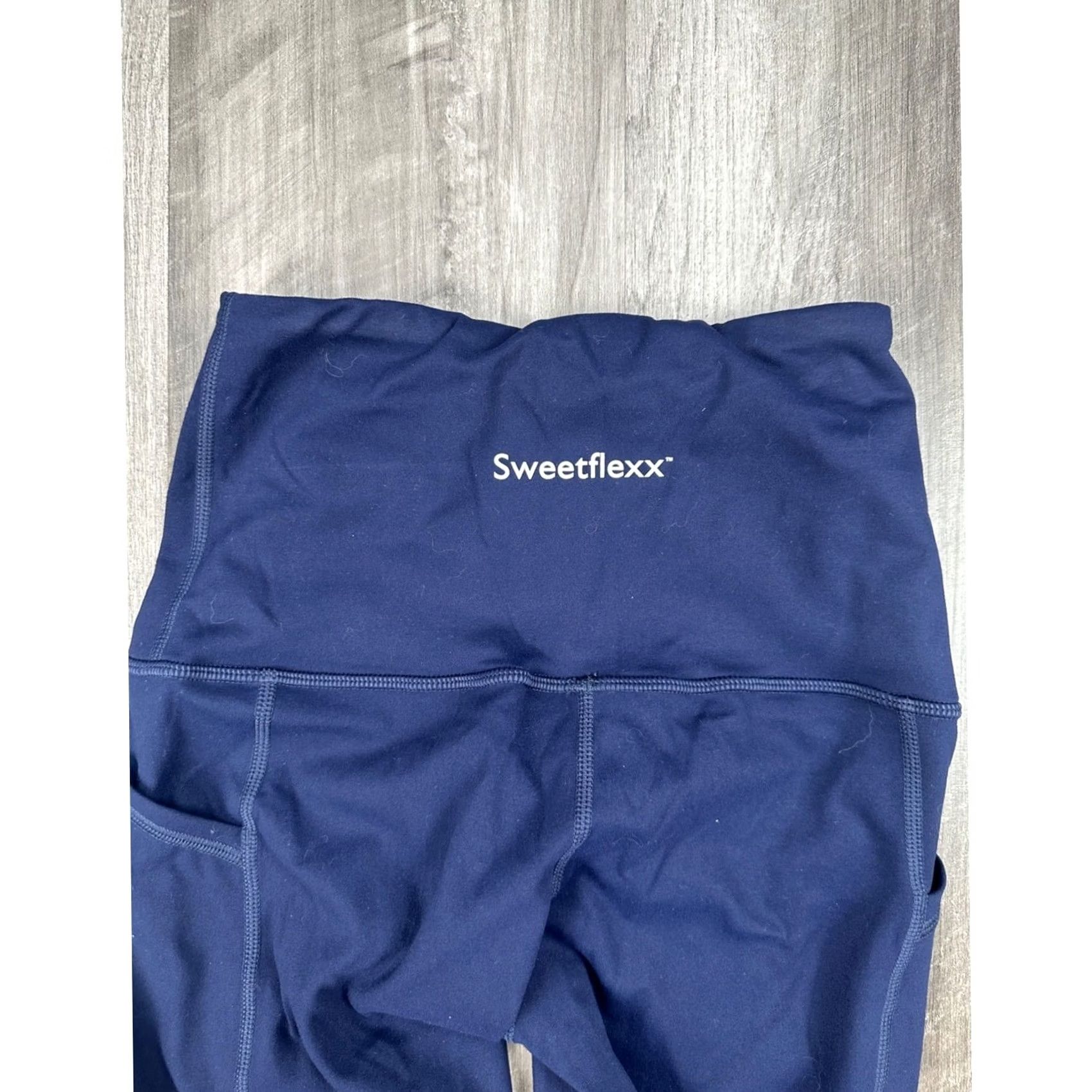 Vintage Sweetflexx Leggings Navy Hi Rise Pockets Women 2 NWOT Compression Polyester Spandex 27in Inseam 35in Length Size 26" / US 2 / IT 38 - 3 Thumbnail