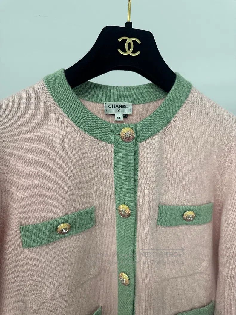 Chanel Chanel 24C pink diamond buckle four-pocket knitted cardiga Size XXS / US 00 / IT 34 - 3 Thumbnail