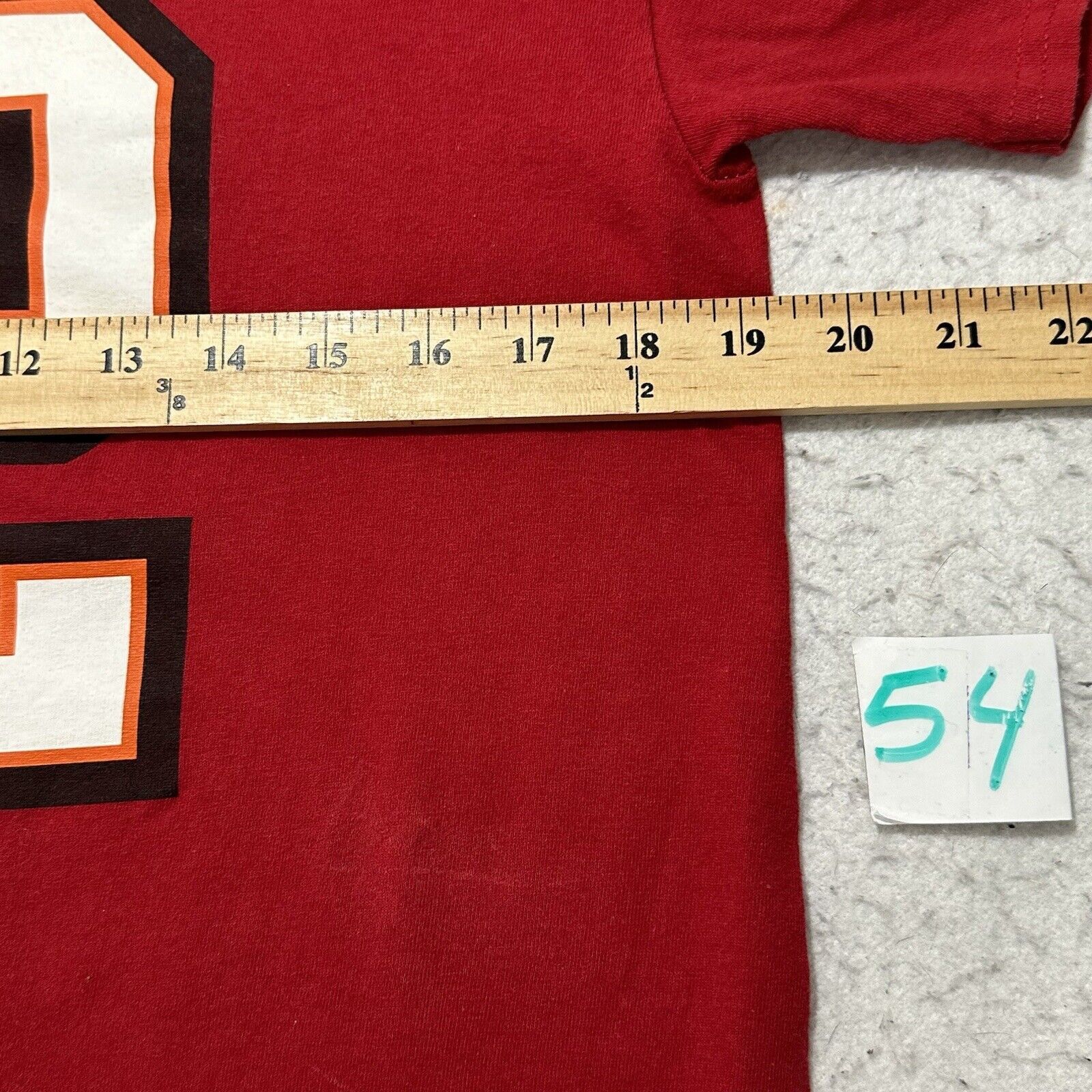 NFL NFL Tampa Bay Buccaneers Medium Tom Brady Graphic TShirt #12 Size US M / EU 48-50 / 2 - 10 Thumbnail