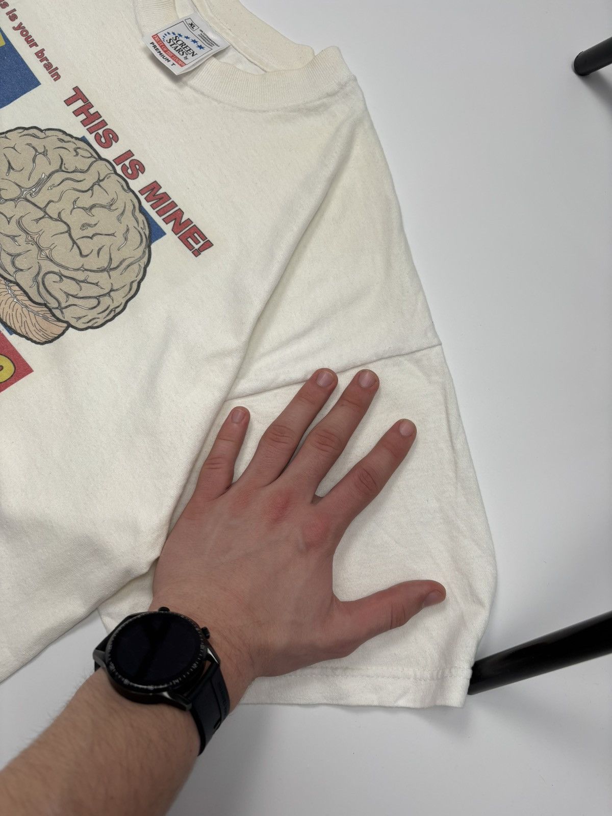 Vintage Vintage 90’s “This is your brain” Art Tee Streetwear T-Shirt Size US XL / EU 56 / 4 - 10 Thumbnail