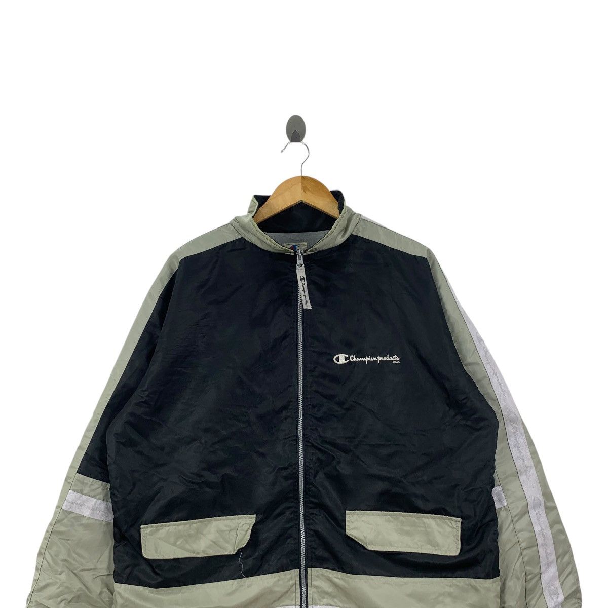 Champion Vintage CHAMPION PRODUCTS USA Thermal Lining Jacket Size US L / EU 52-54 / 3 - 2 Thumbnail