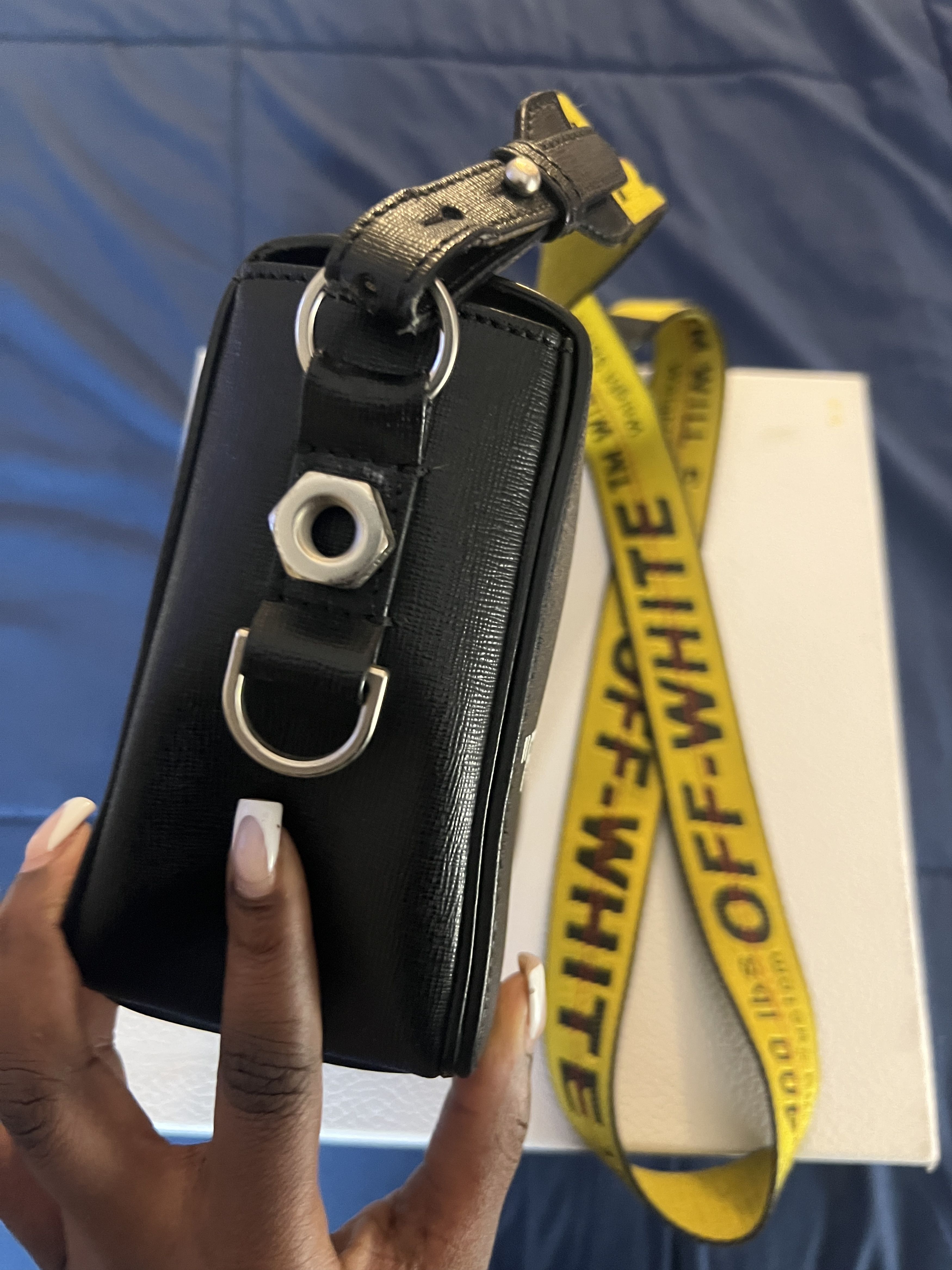 Off-White Off White by Virgil Abloh "For Display Only " cross body bag Size ONE SIZE - 6 Thumbnail