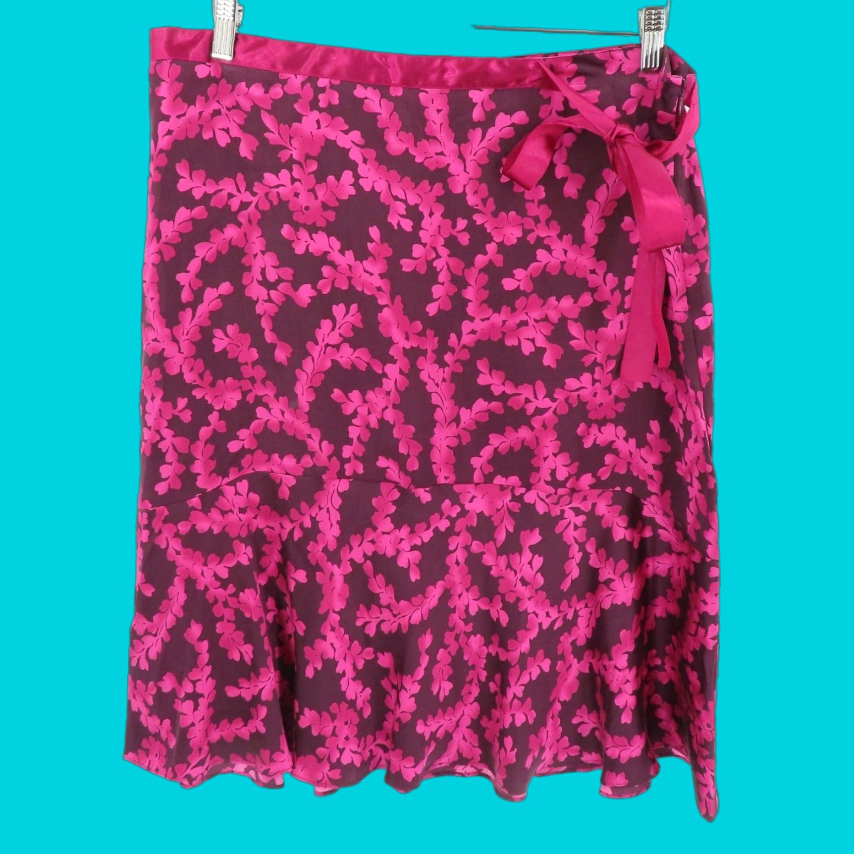 Vintage **Womens New York & Company 16 Zip Pink Silk Leaf Print Skirt** User: **New York & Company Womens 16 Zip Pink Silk Leaf Print Skirt** Size 38" / US 16 / IT 52 - 1 Thumbnail