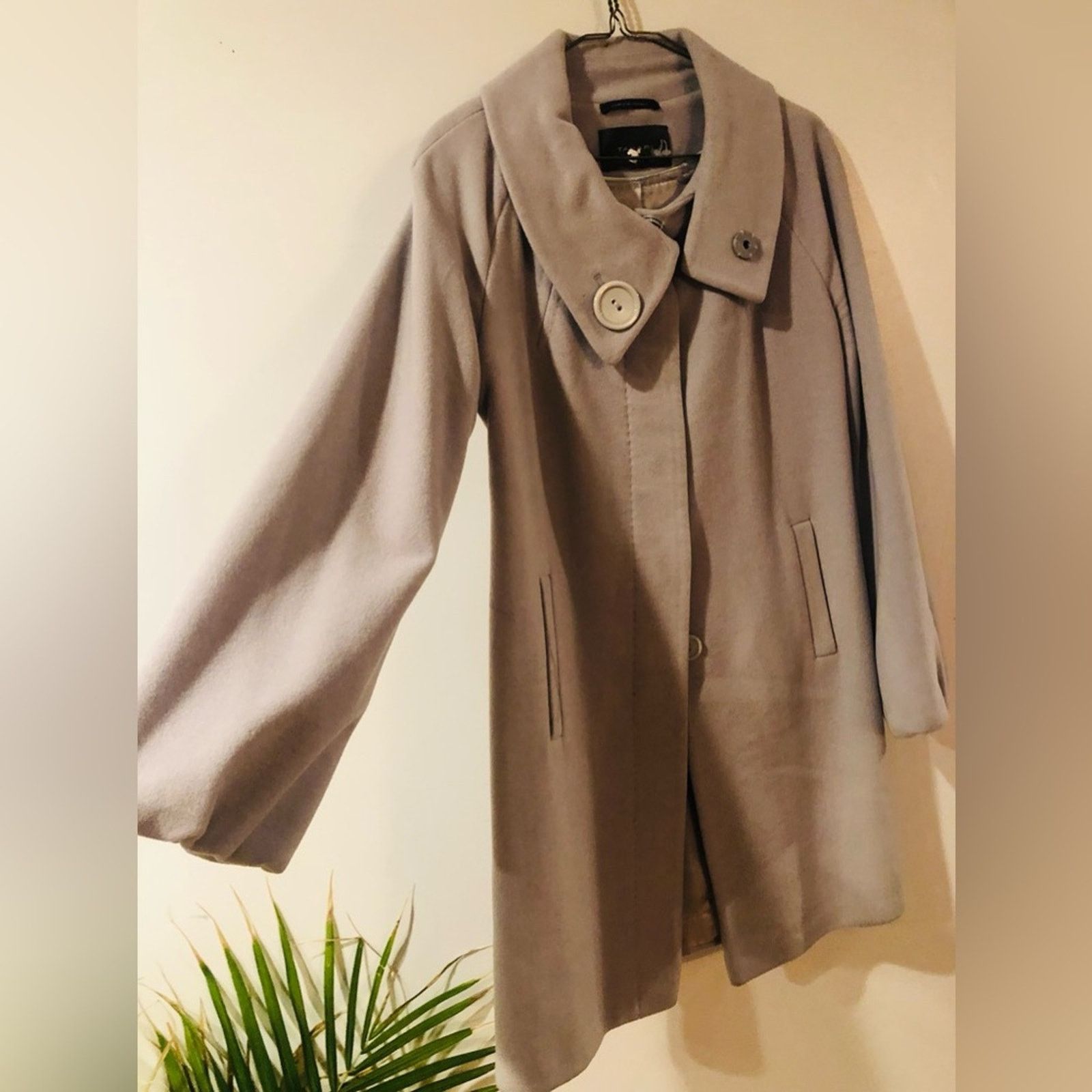 Elie Tahari Tahari button up Wool Jacket size 8 Size M / US 6-8 / IT 42-44 - 4 Thumbnail