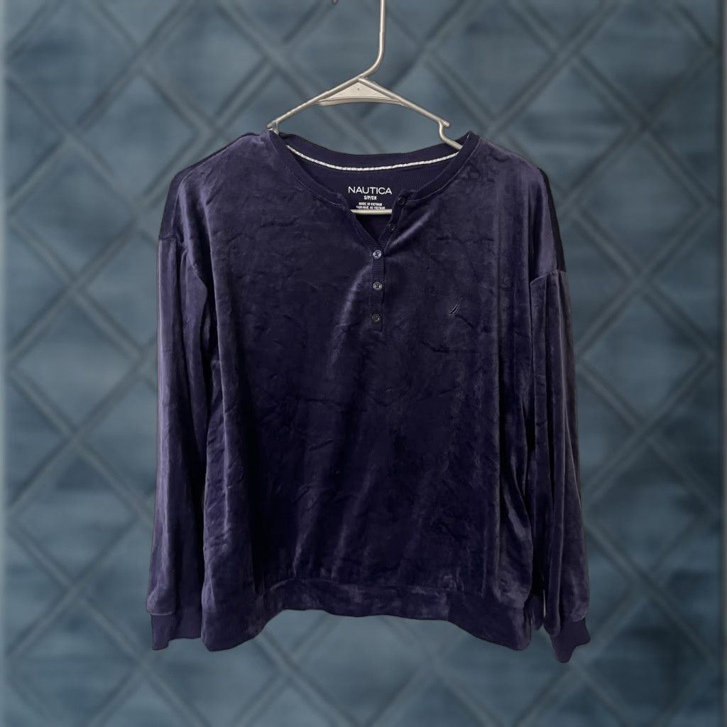 Nautica Nautica Shirt Women Small Navy Blue Velour Long Sleeve Henley Lounge Cozy Top Size S / US 4 / IT 40 - 1 Thumbnail