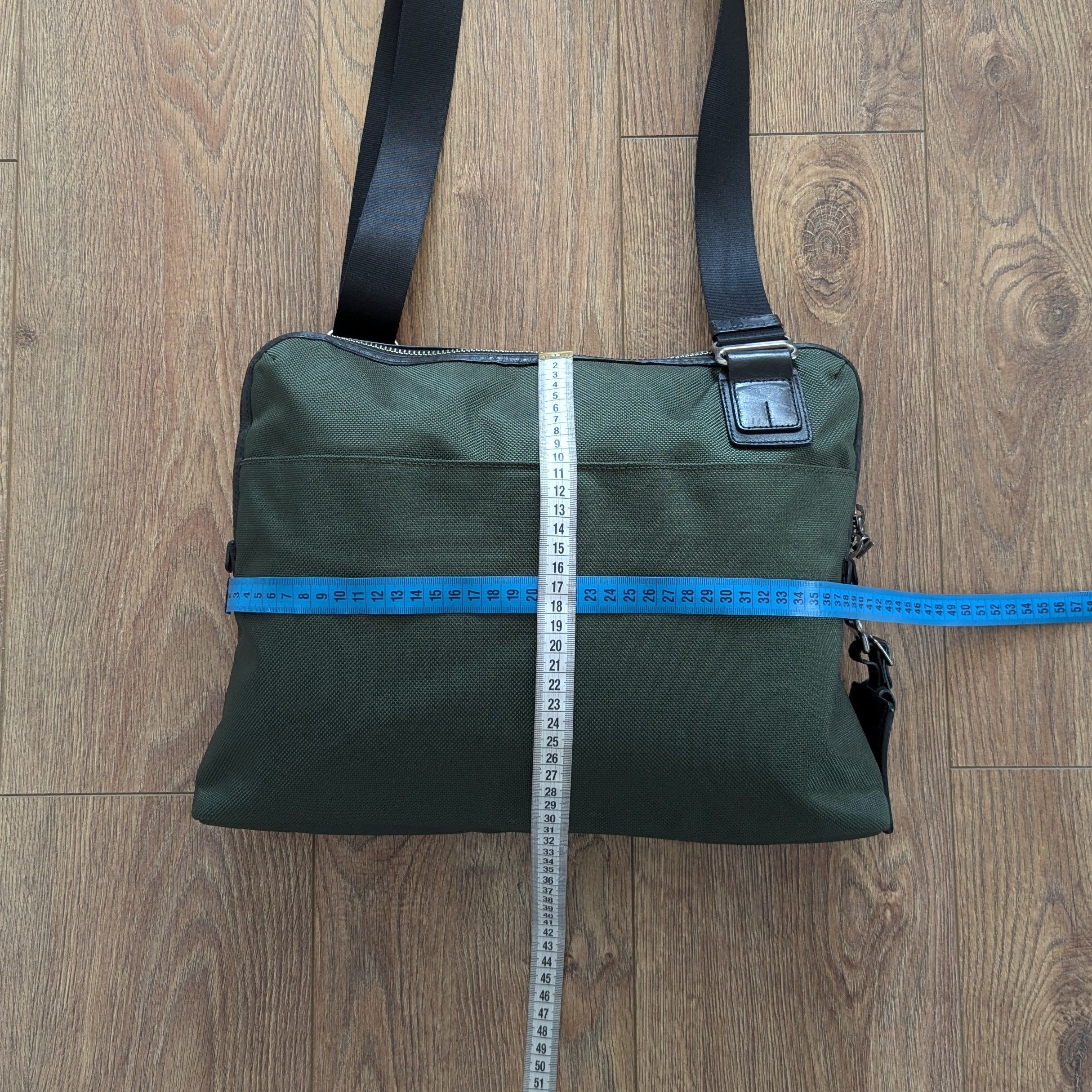 Tumi Tumi Alpha Bravo Messenger Laptop Messenger Bag Dark Green Size ONE SIZE - 18 Thumbnail