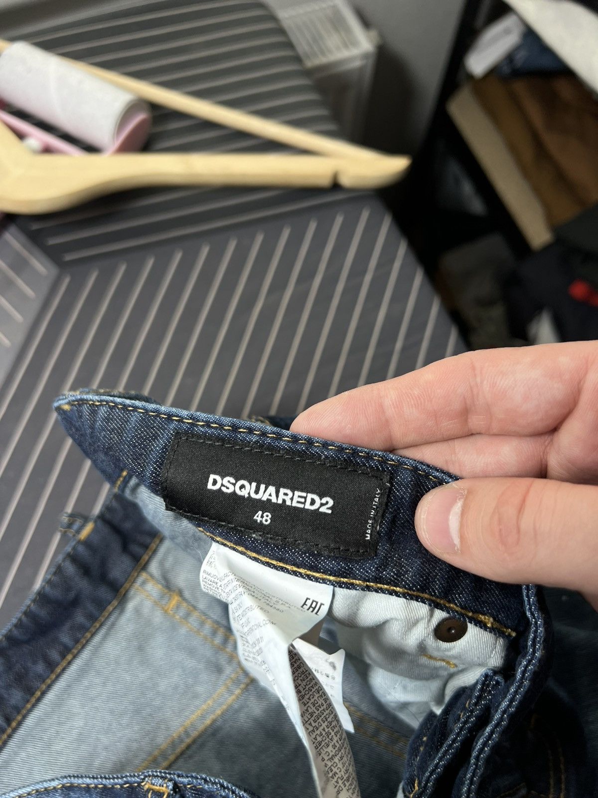 Dsquared2 Dsquared2 Sexy Twist Jeans Distressed Denim Y2K Italy Size US 32 / EU 48 - 17 Thumbnail