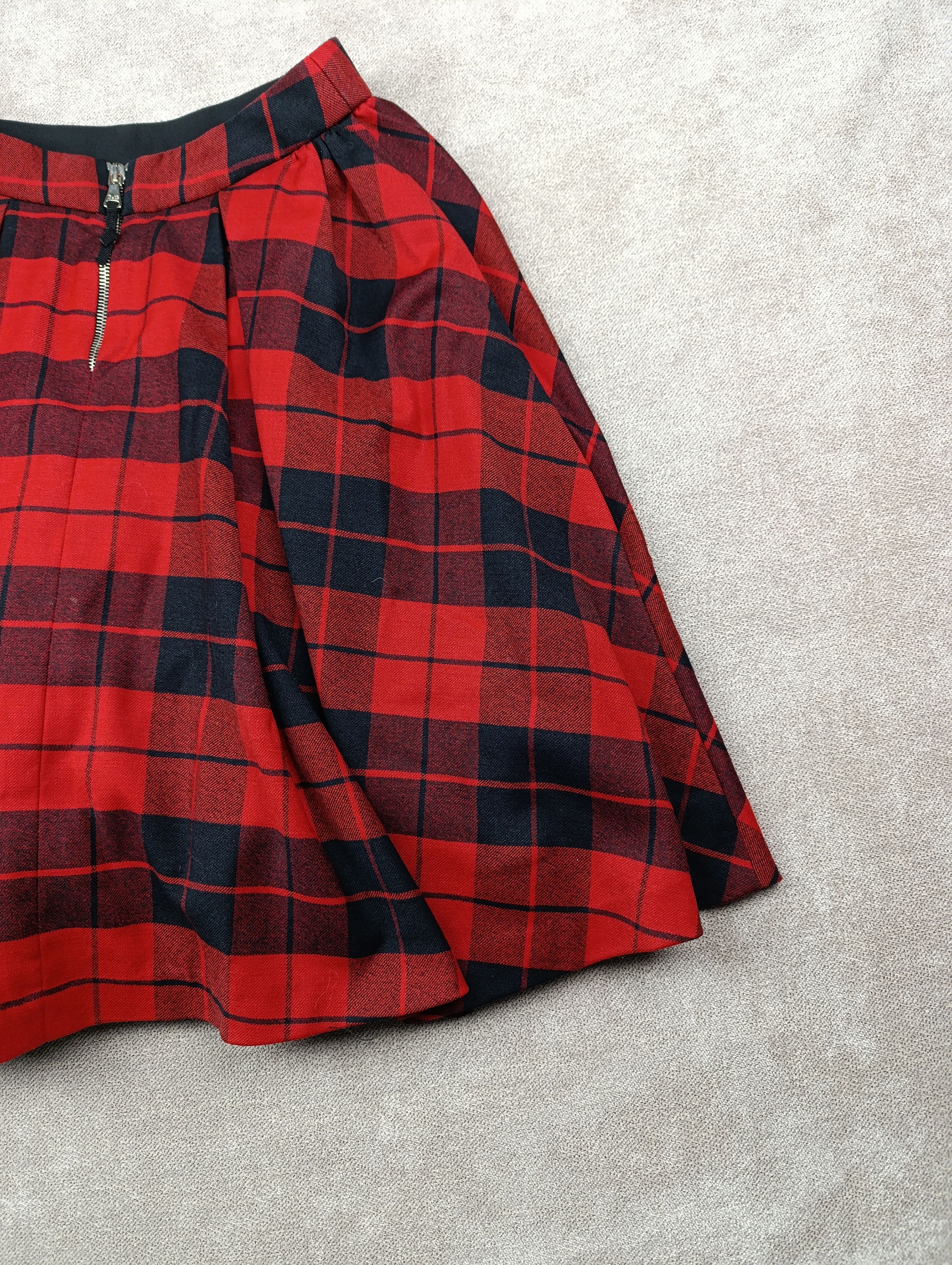 Dolce & Gabbana DOLCE & GABBANA D&G RED PLAID PANNIER WOOL MINI SKIRT WOMENS Size 27" / US 4 / IT 40 - 23 Thumbnail