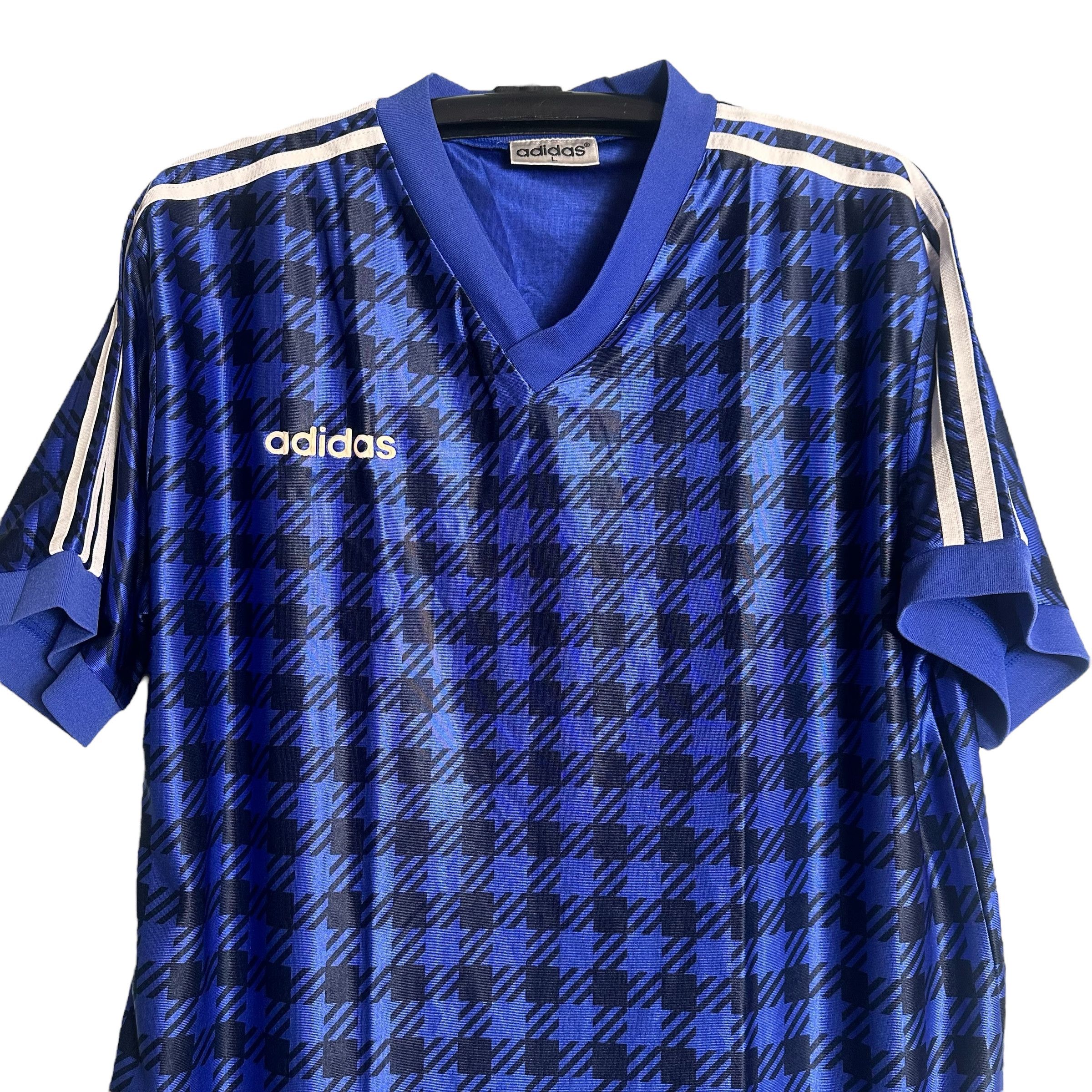 Adidas 🔥RARE🔥Vintage Adidas Football Jersey Plaid Patern T-shirt Size US L / EU 52-54 / 3 - 2 Thumbnail