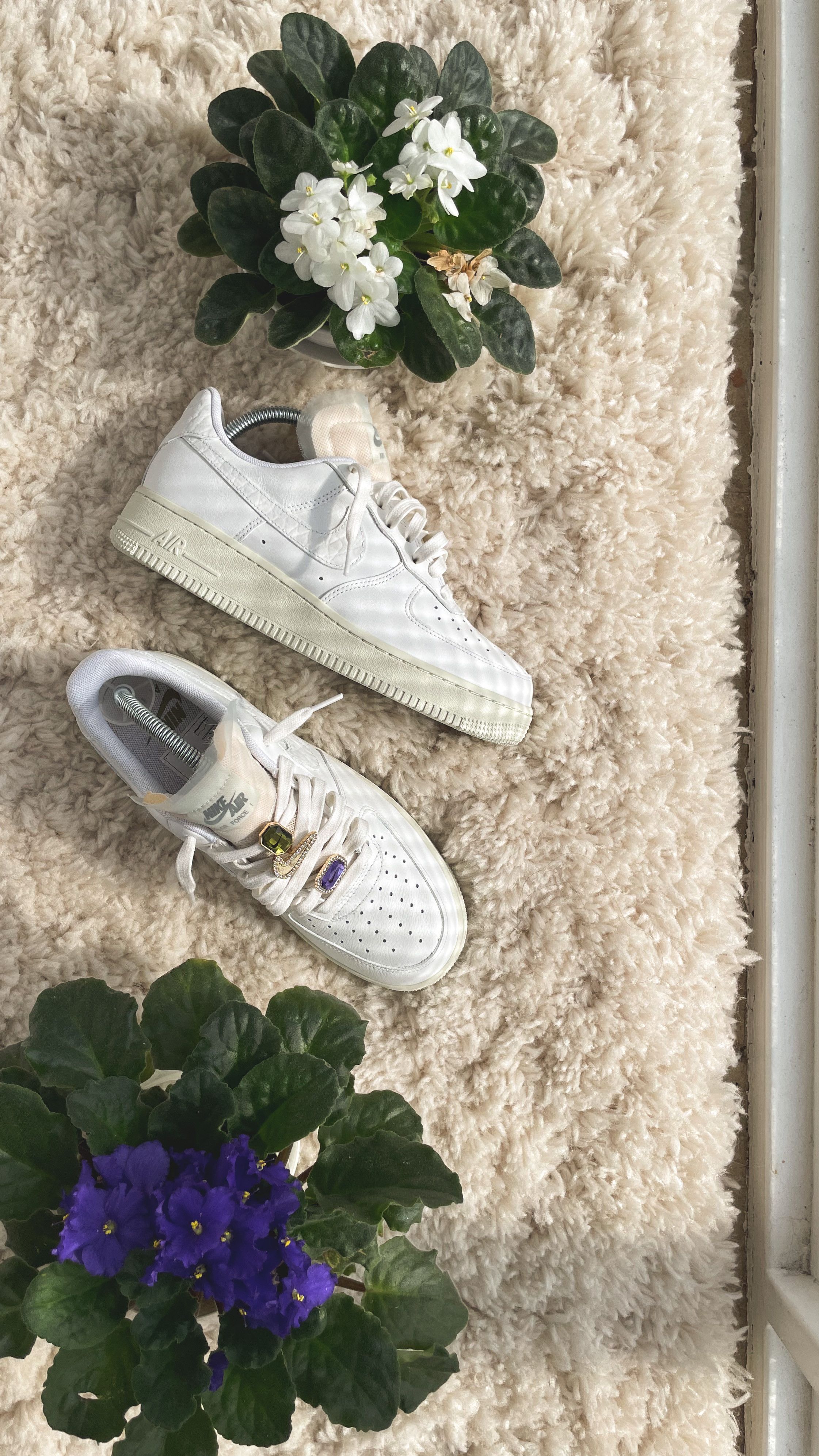 Nike Air Force 1 Bling Size US 8 / EU 41 - 1 Thumbnail