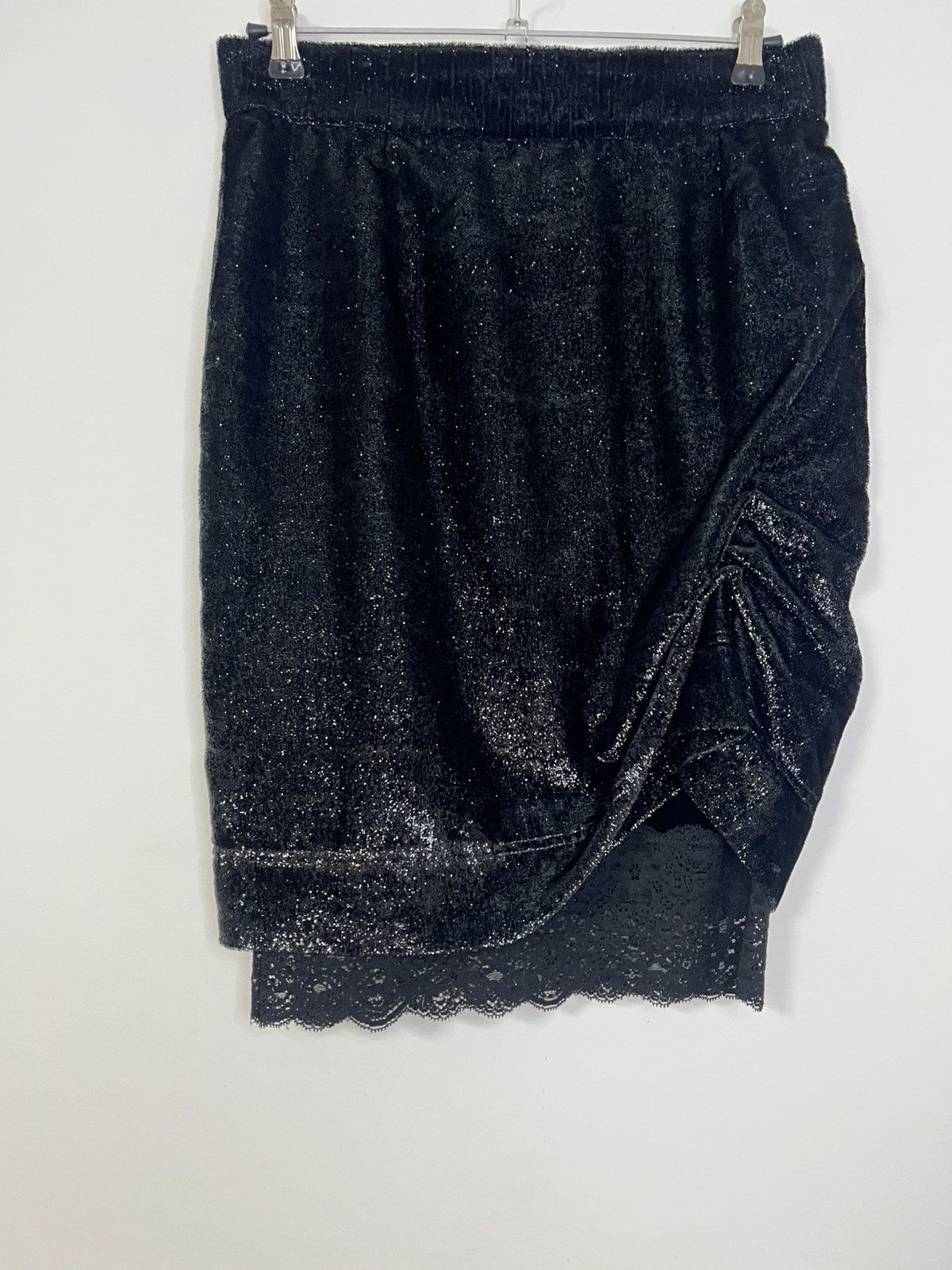 Moschino Moschino skirt m black shiny lace Size 28" / US 6 / IT 42 - 1 Thumbnail