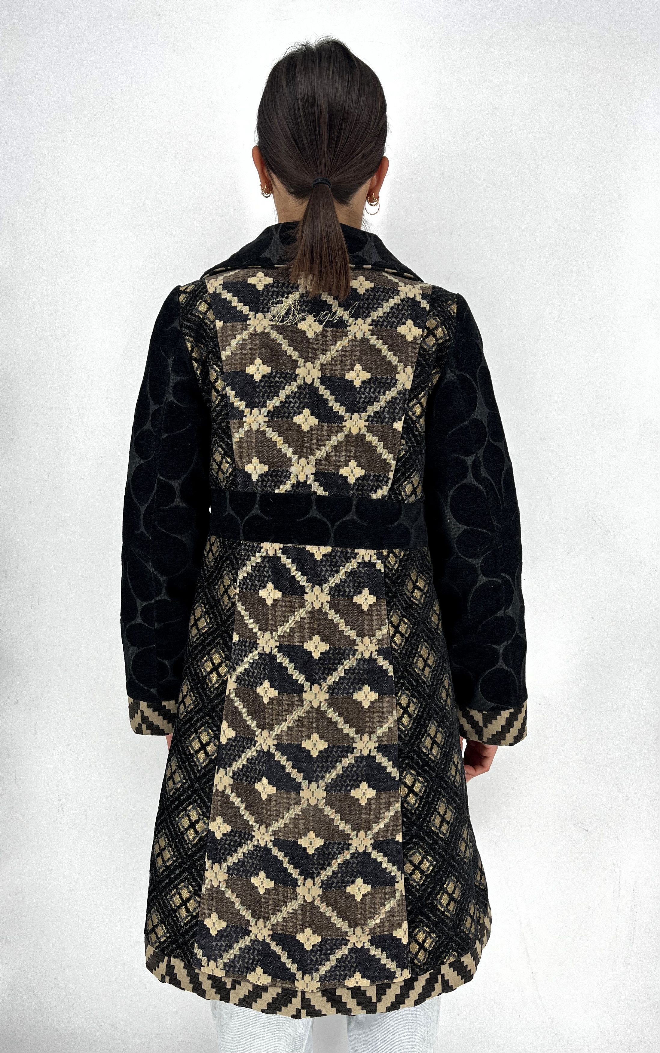 Desigual Desigual Womens Coat EU 44 (M) Black Gold Jacquard Size M / US 6-8 / IT 42-44 - 8 Thumbnail