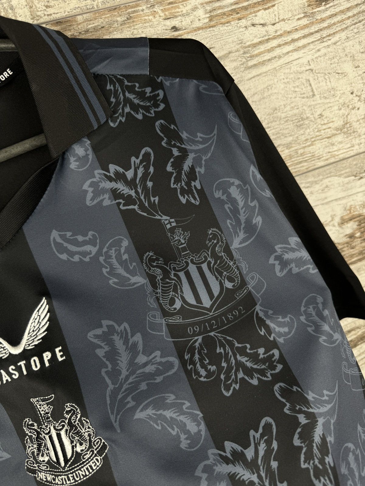 Vintage Mens Vintage Castope Newcastle United Football Club T-shirt Size US XXL / EU 58 / 5 - 7 Thumbnail