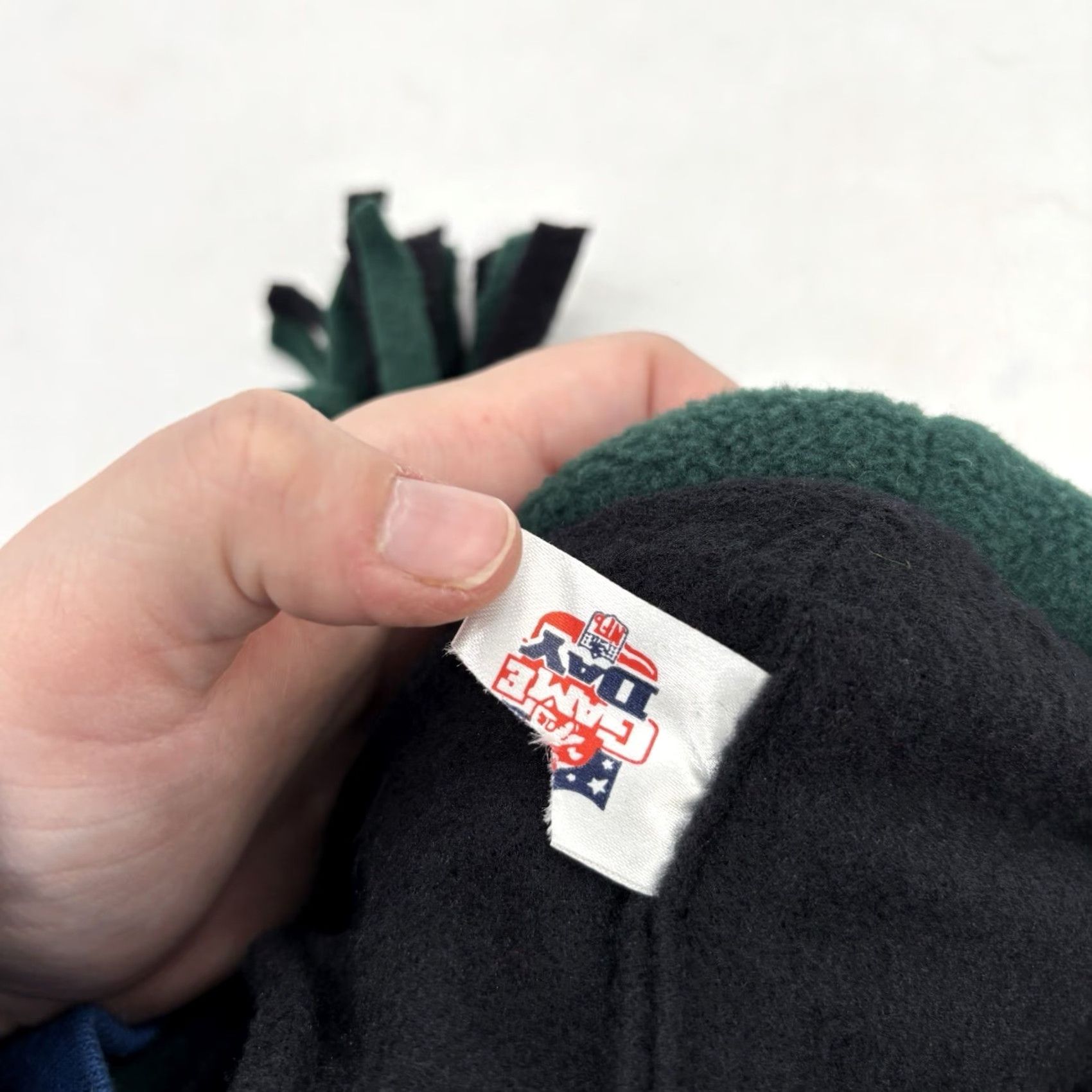 New Era New Era Green Bay Packers Beanie Pom Pom Uncuffed OSFA One Size Official Knit Cap Womens Size ONE SIZE - 3 Thumbnail