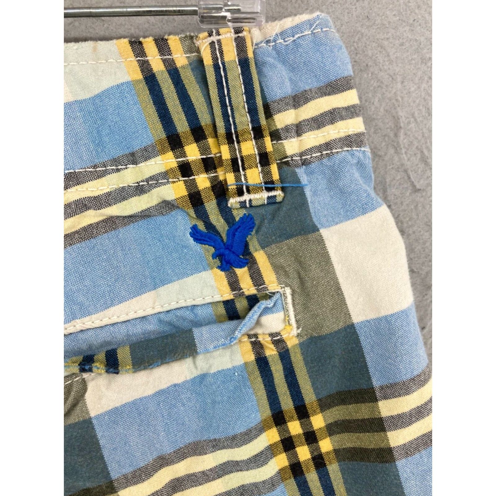 American Eagle Outfitters American Eagle Shorts 32 Mens Plaid Preppy Y2K Size US 32 / EU 48 - 7 Thumbnail