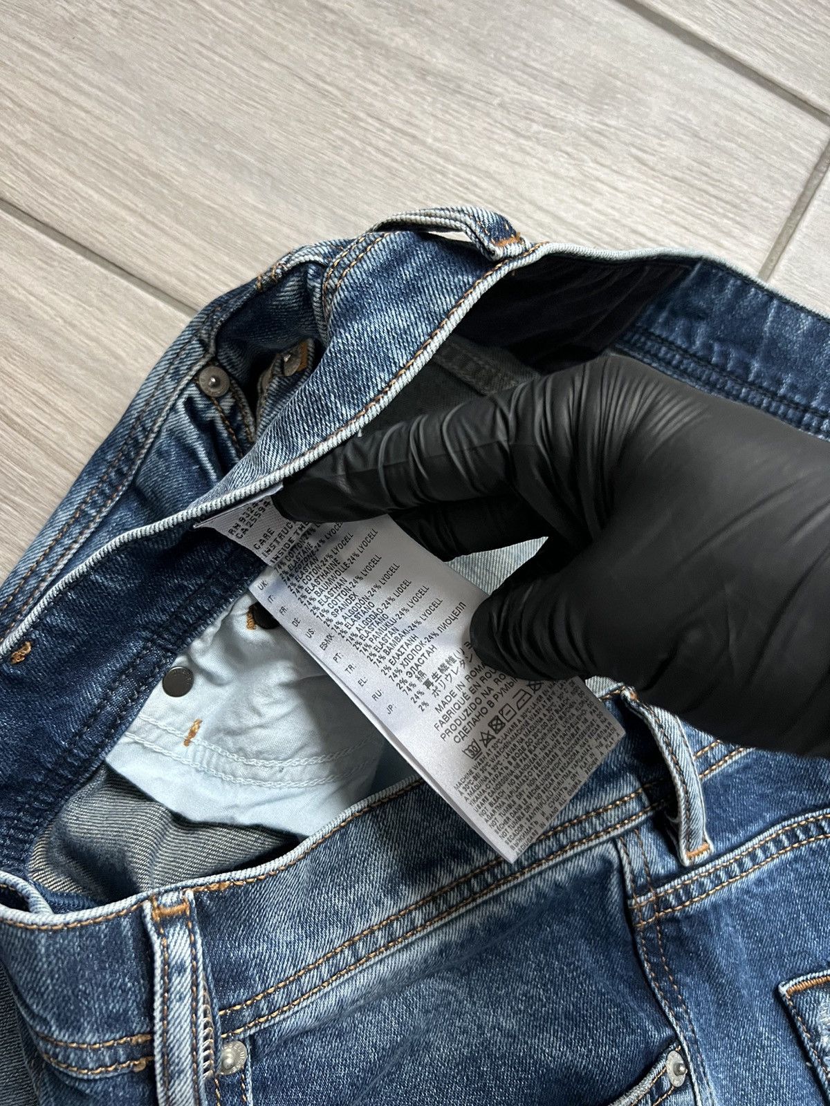 Diesel × Jean × Vintage Diesel Pants Denim Vintage Jeans Very Rare Y2k Style Size US 34 / EU 50 - 16 Thumbnail