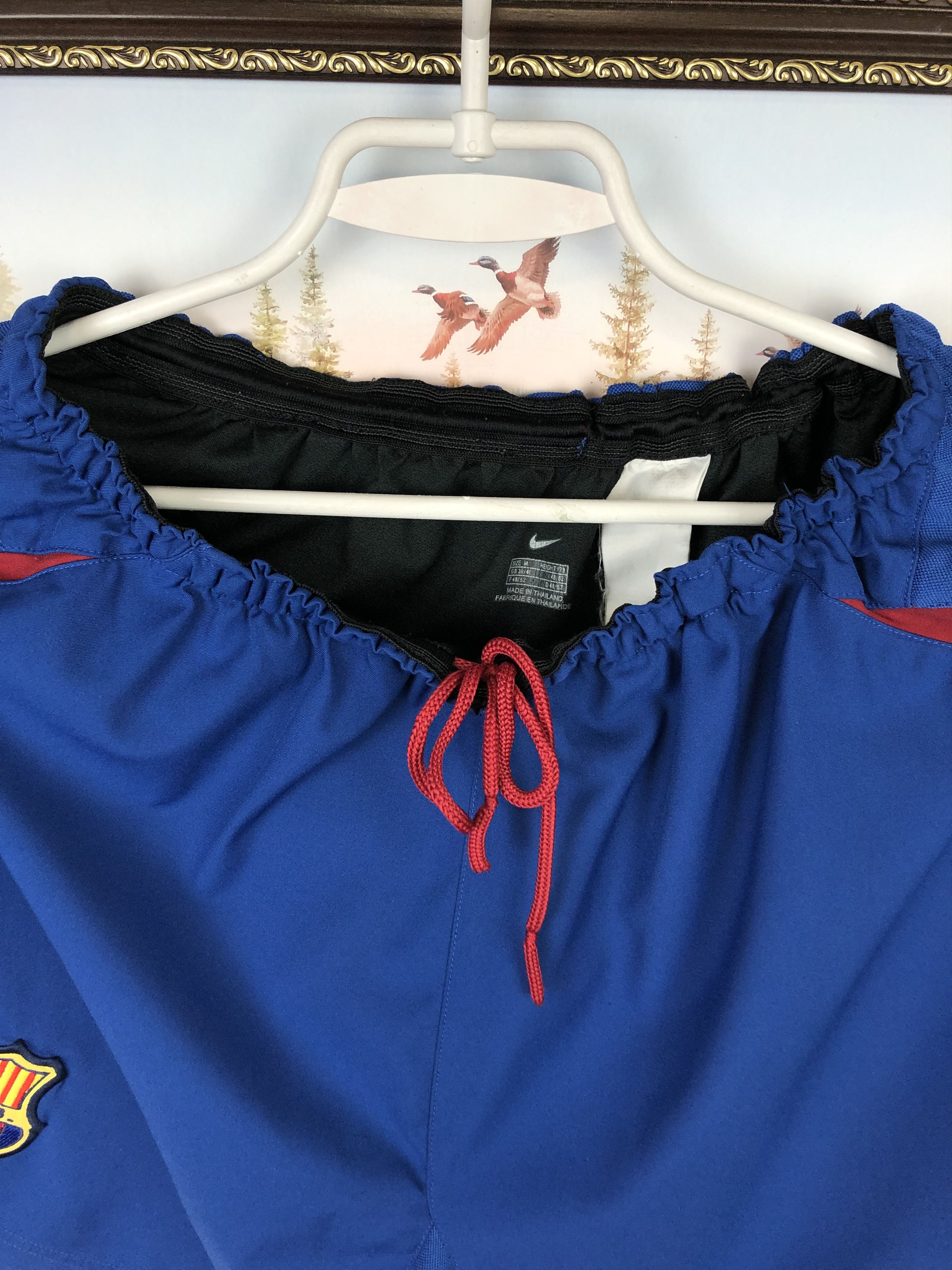 Nike Vintage Nike FC Barcelona Football Shorts Soccer Track M Size US 32 / EU 48 - 5 Thumbnail