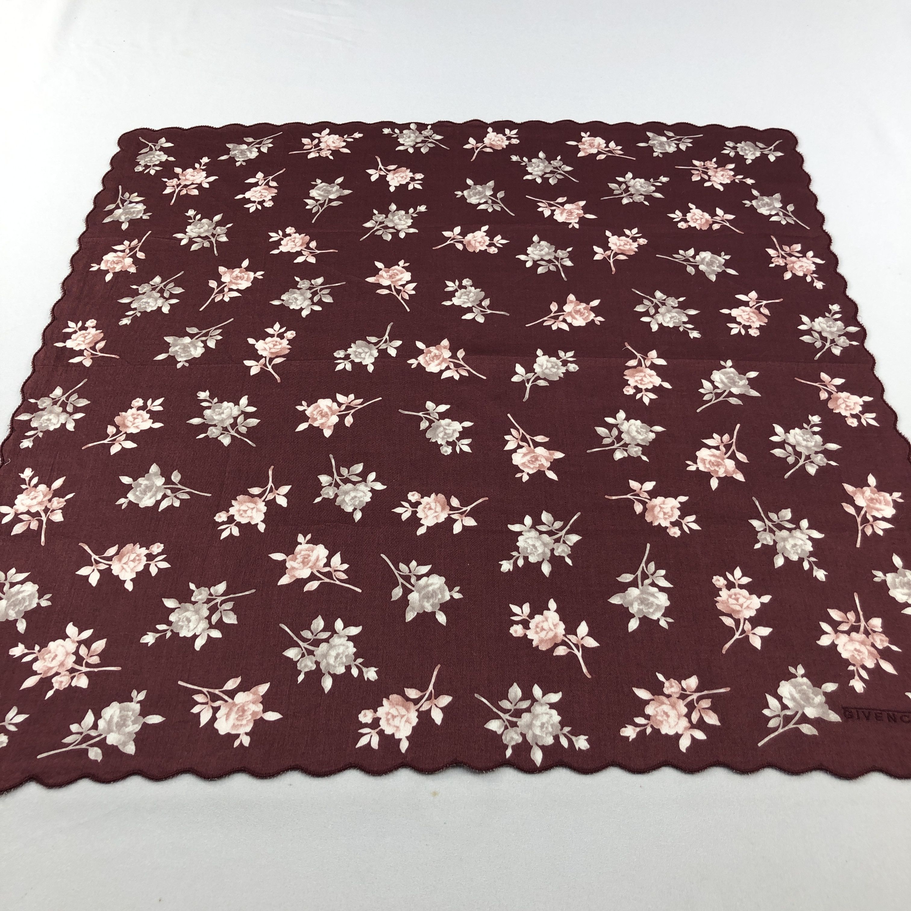 Givenchy Givenchy Handkerchief Neckerchief Bandana H3055 Size ONE SIZE - 4 Thumbnail