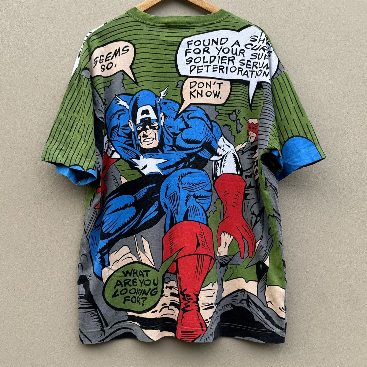 Marvel Comics × Vintage Vintage captain america marvel AOP vtg Size US L / EU 52-54 / 3 - 5 Thumbnail