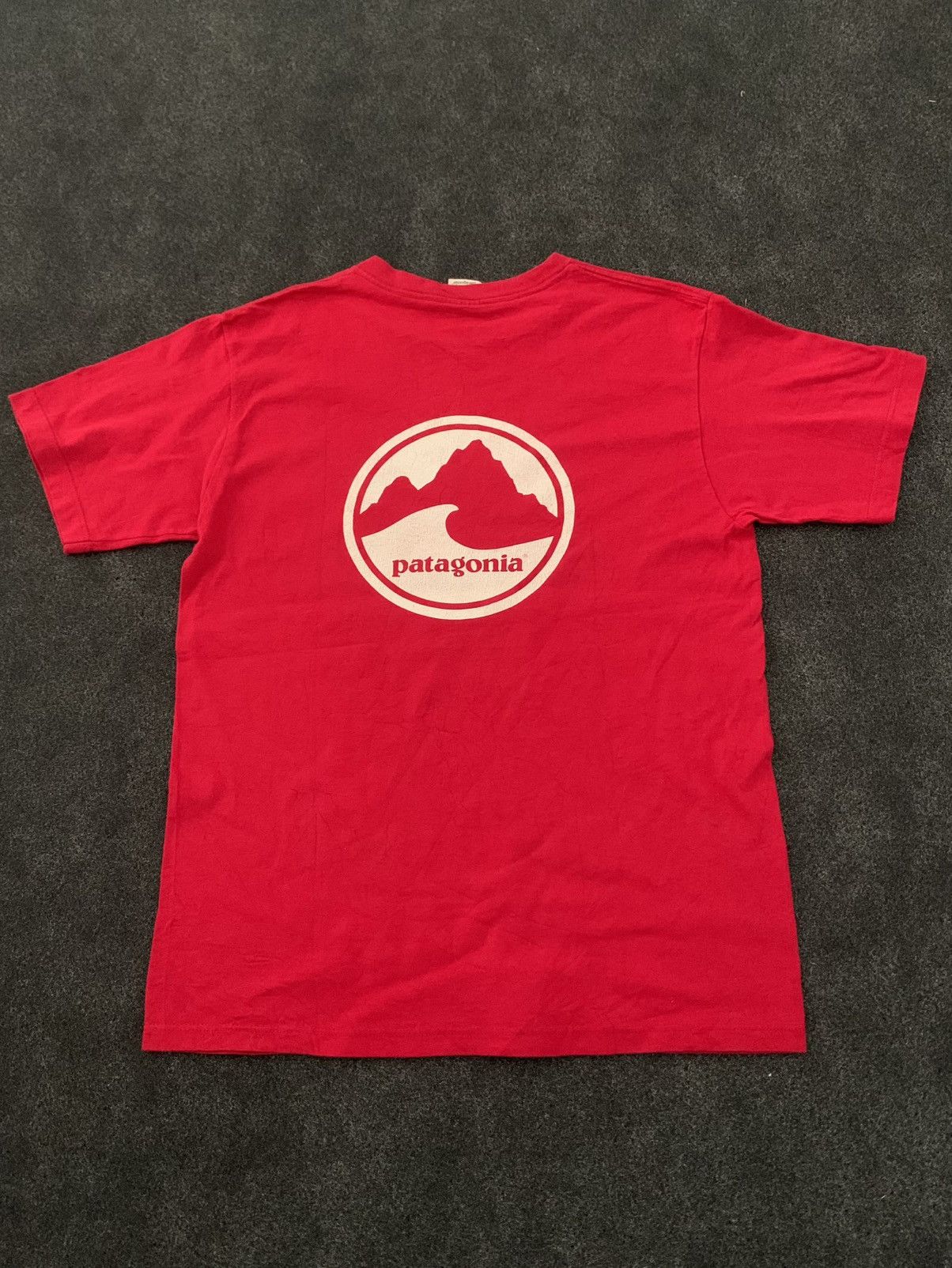 Patagonia Vintage Patagonia P-6 Logo T-Shirt Size US S / EU 44-46 / 1 - 7 Thumbnail