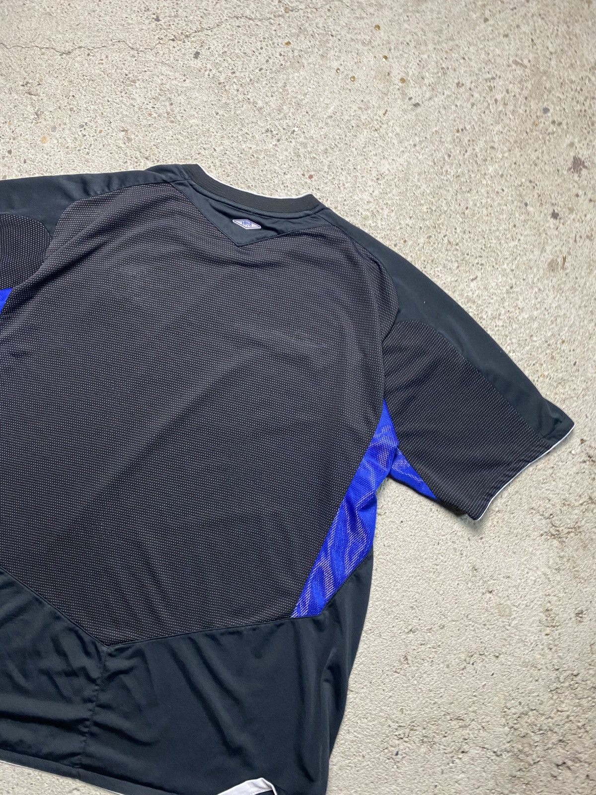 Umbro Umbro everton tshirt football soccer vintage chang Size US L / EU 52-54 / 3 - 6 Thumbnail