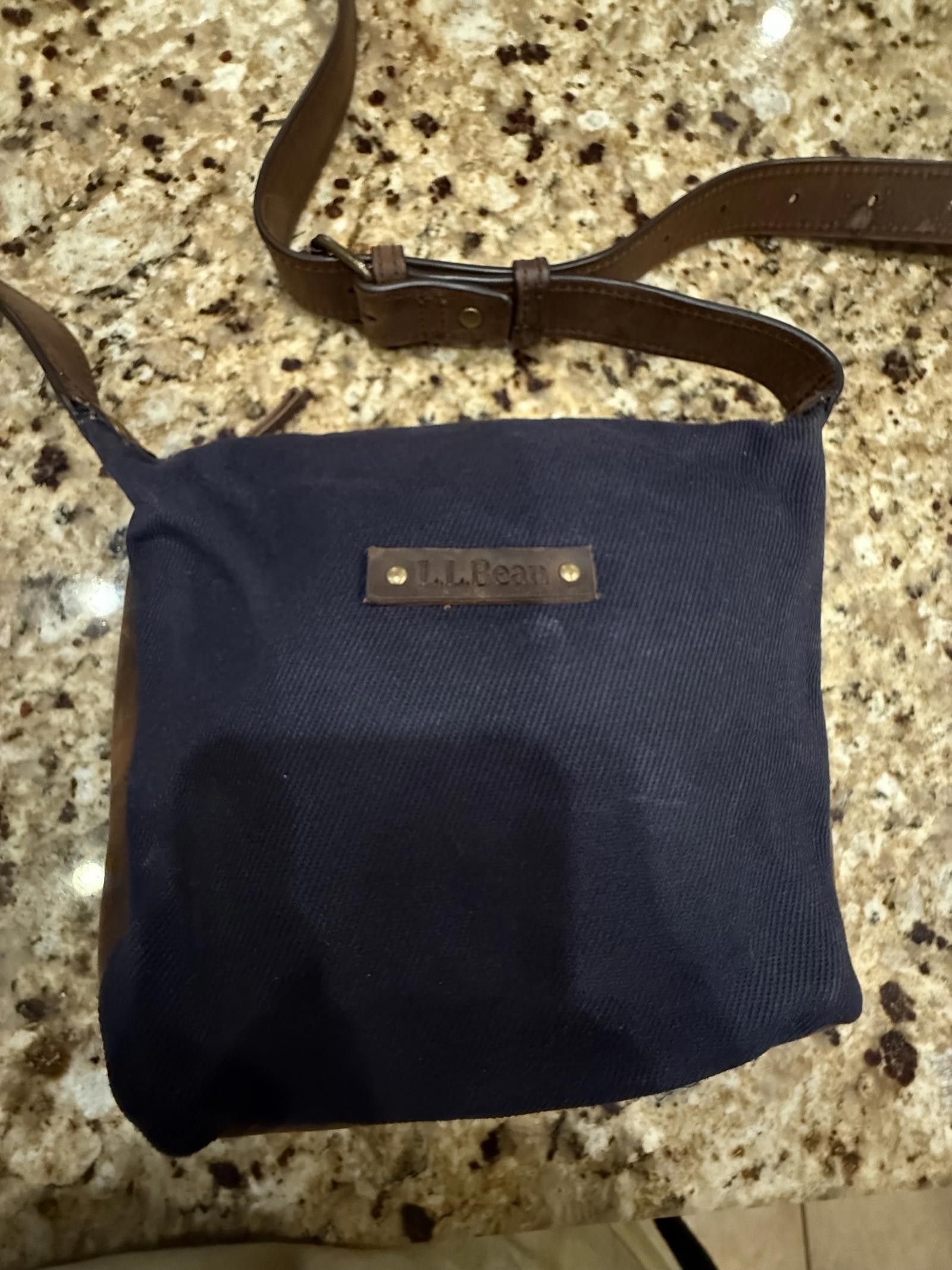 L.L. Bean Vintage LL.Bean Waxed Canvas Crossbody Bag – Small Size ONE SIZE - 2 Thumbnail