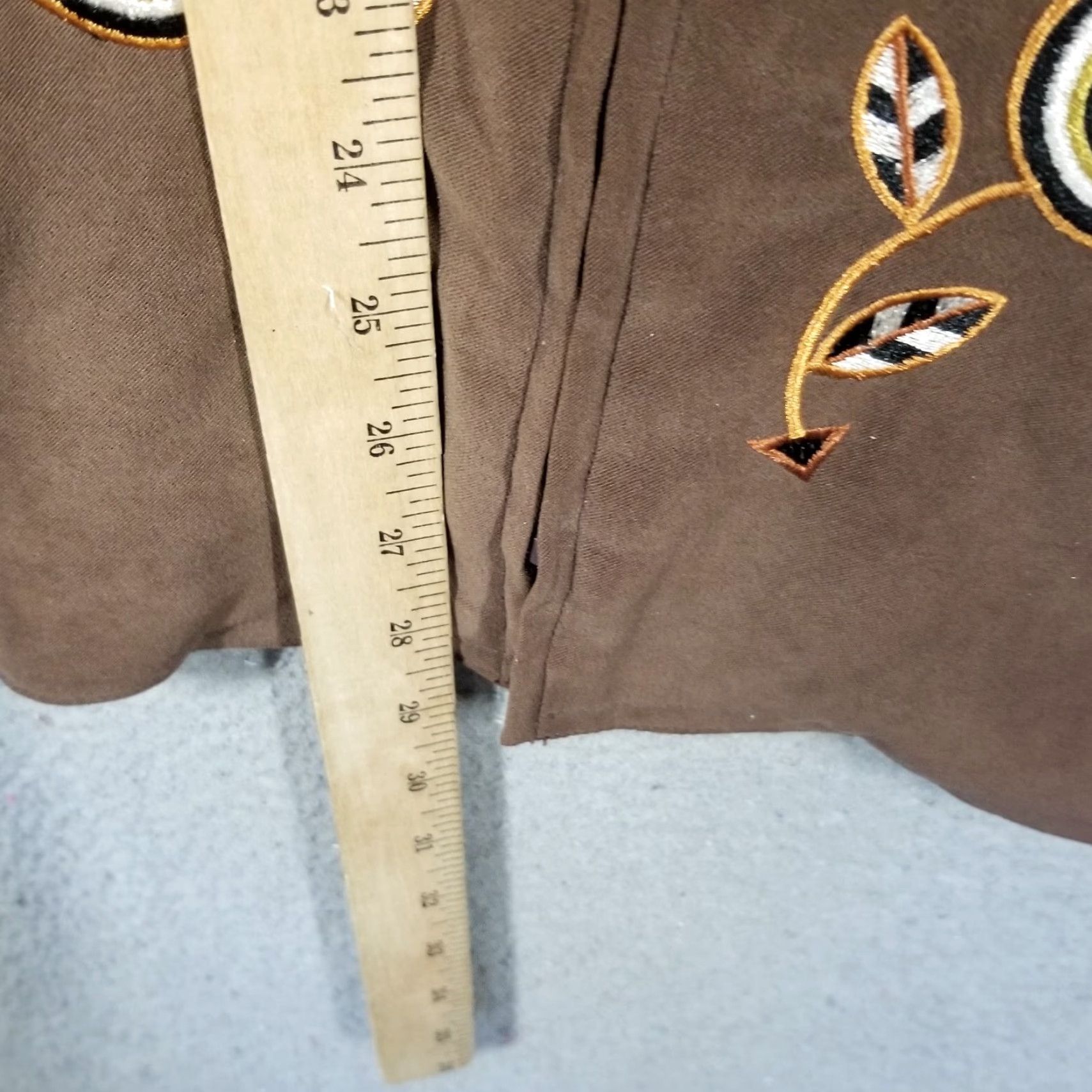 Bob Mackie Bob Mackie Wearable Art Black Floral Embroidery Shirt Jacket Size Medium Brown Size M / US 6-8 / IT 42-44 - 6 Thumbnail