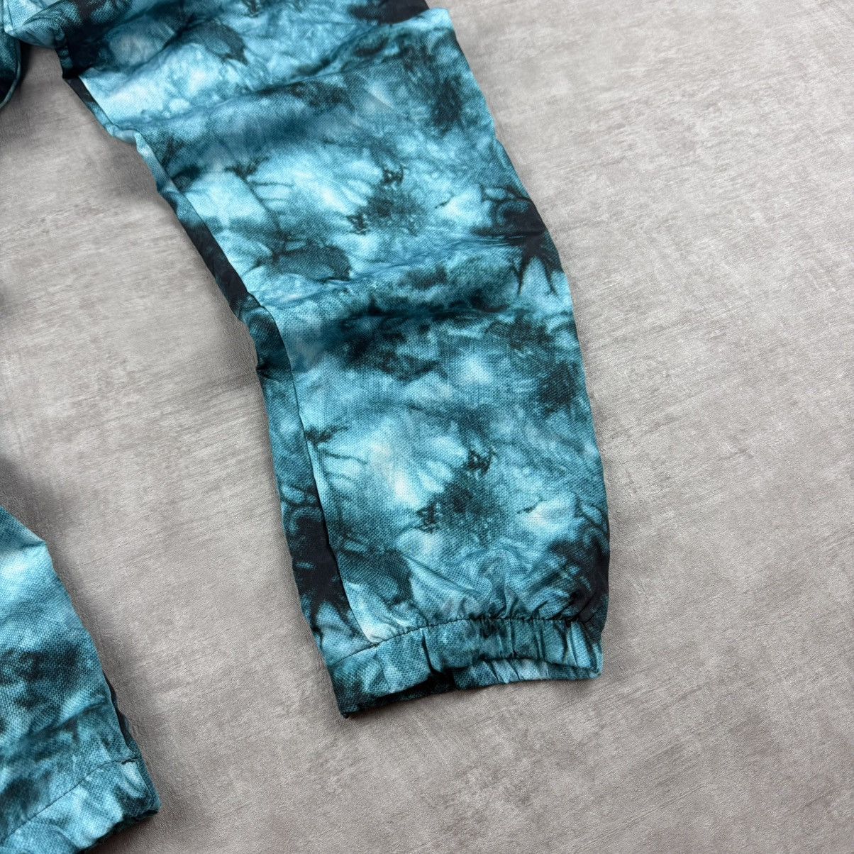 Boohoo BoohooMAN Joggers Size US 33 - 2 Thumbnail