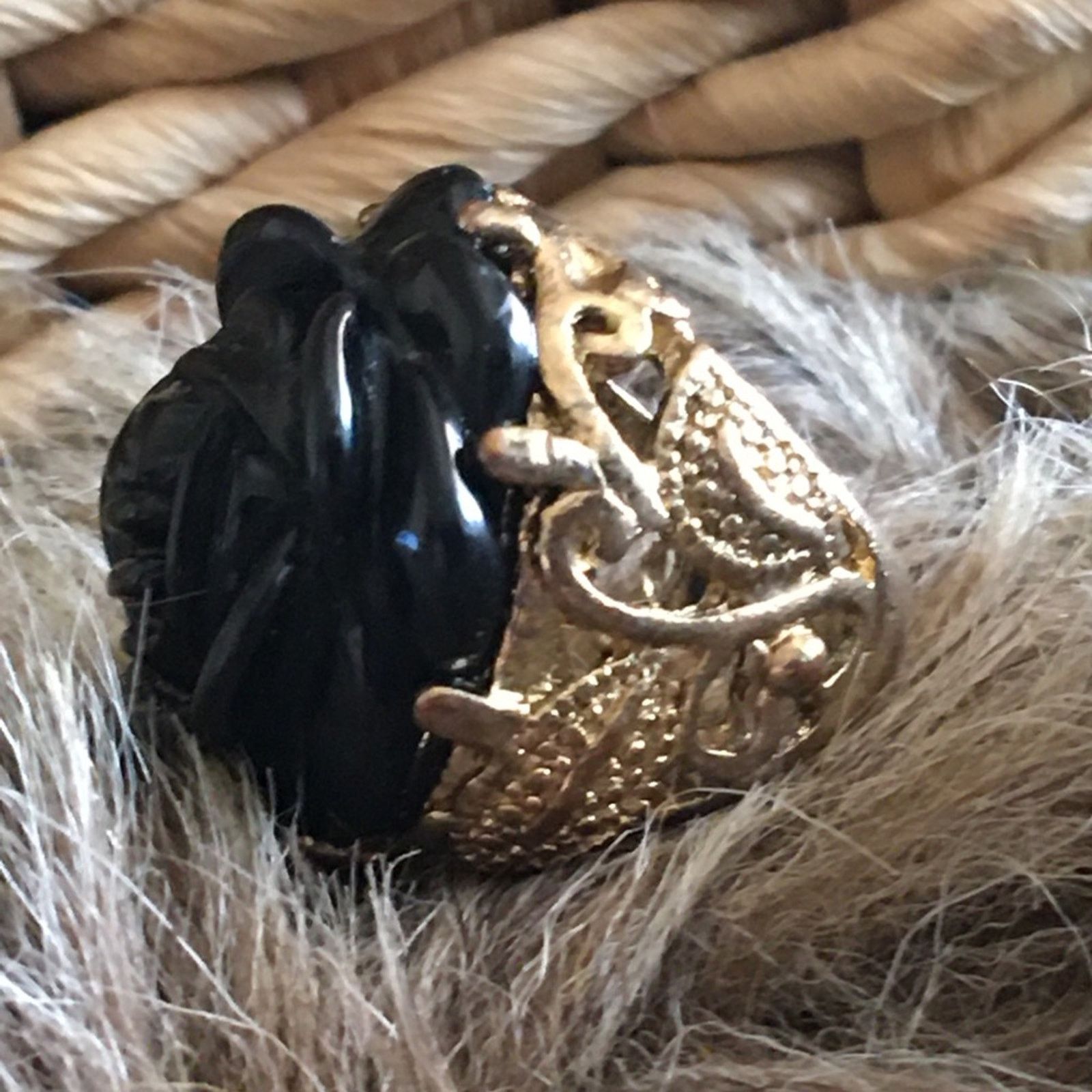 Vintage Vintage 80s black rose antique gold filigree ring Size ONE SIZE - 10 Thumbnail