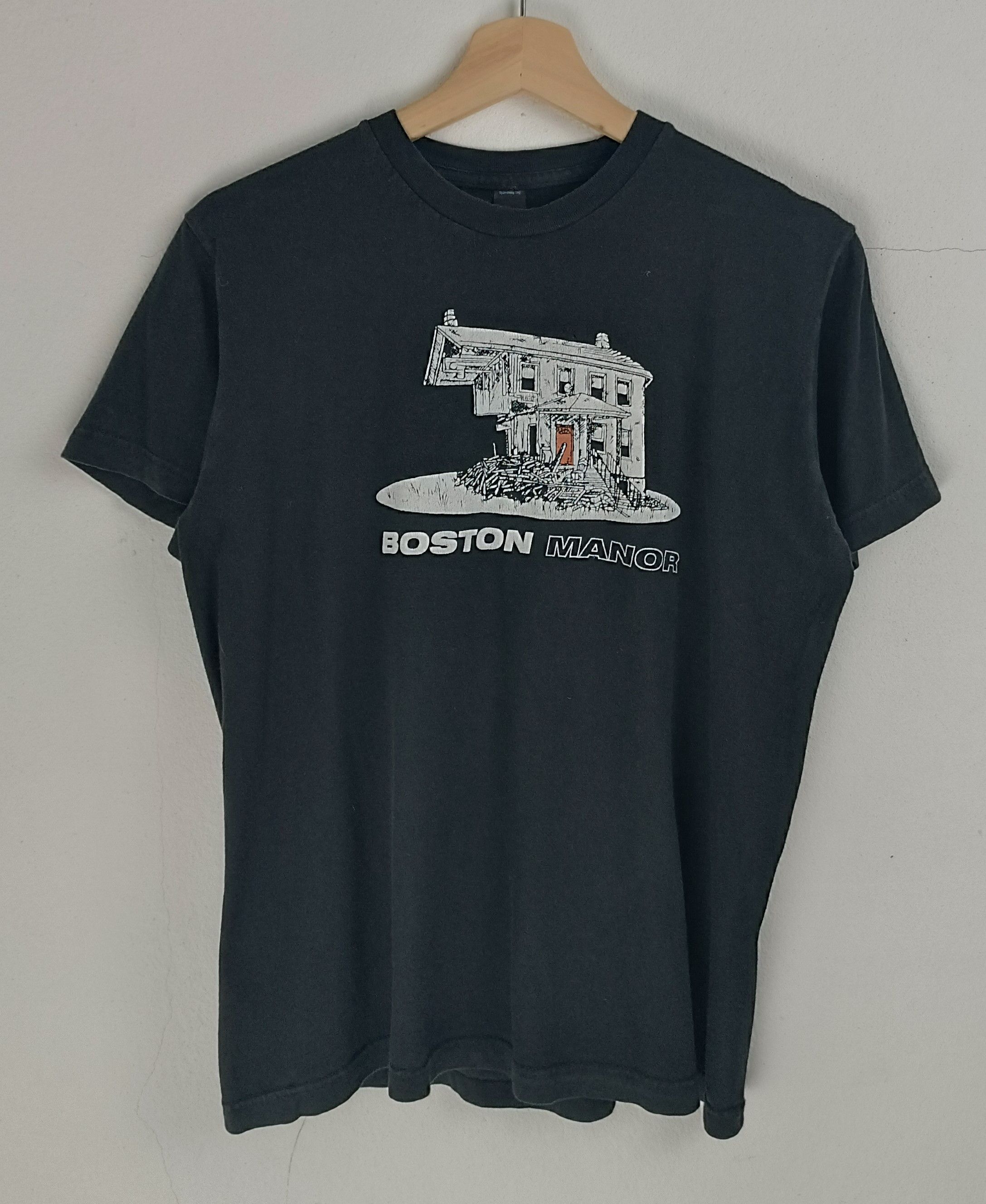 Band Tees VINTAGE Y2K FADED BOSTON MANOR (nothing seaway trophy eyes) Size US M / EU 48-50 / 2 - 3 Thumbnail