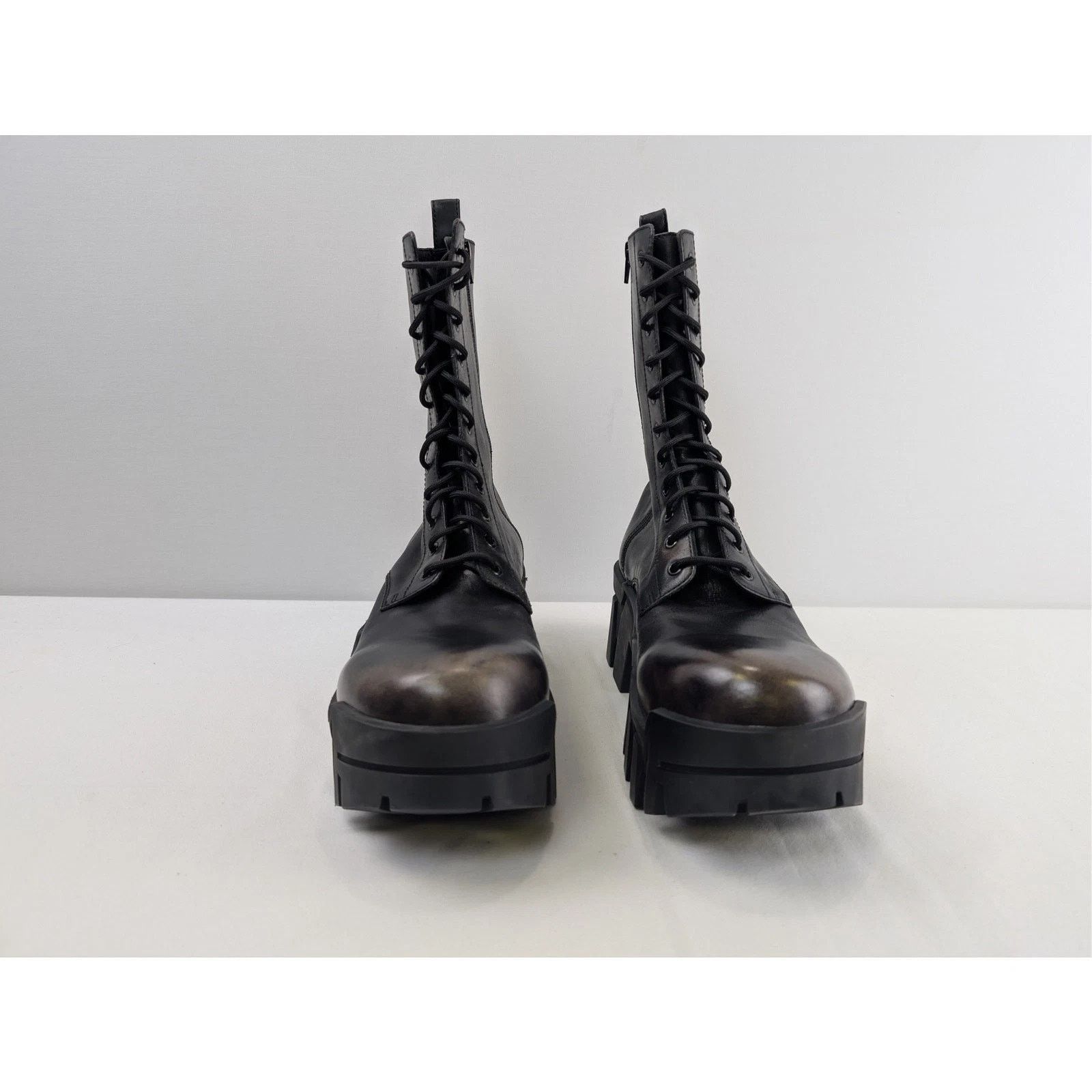 Balenciaga o1rshd1 Q:2 / Worn-out Effect Leather Bulldozer Laceup Boots Size US 11 / EU 44 - 9 Thumbnail