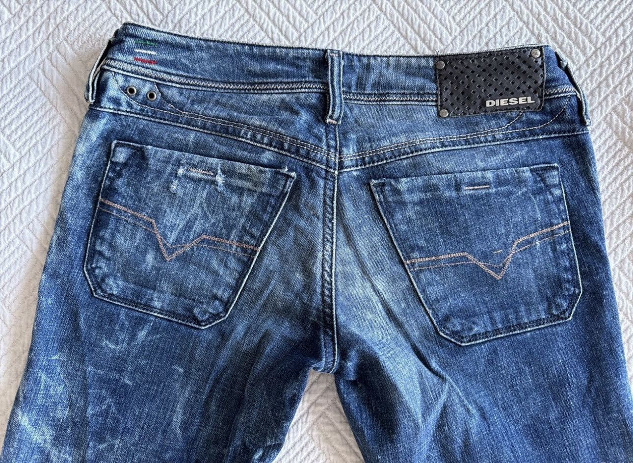DIESEL Lowky 00s Distressed Low Rise straight blue Jeans