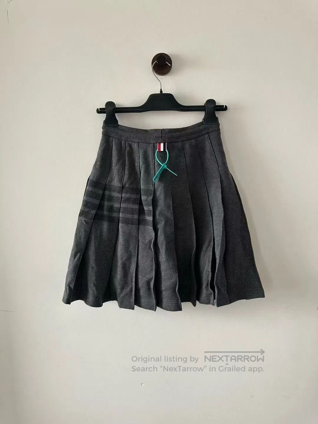Thom Browne Thom Browne Dark Gray Pleated Skirt. Size 35" - 2 Thumbnail