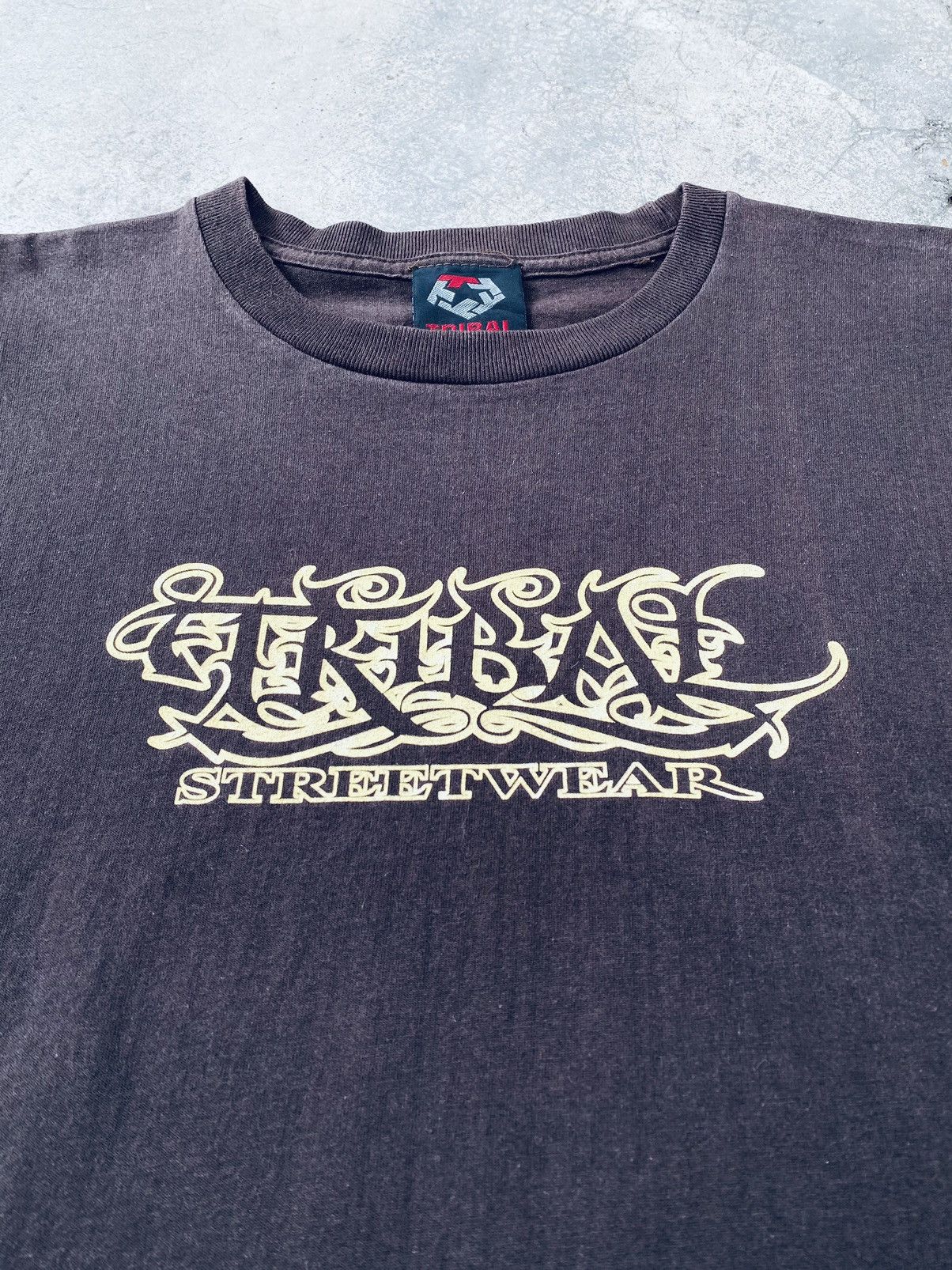 Tribal Streetwear Vintage Tribal Streetwear Brown Tees Size US S / EU 44-46 / 1 - 3 Thumbnail