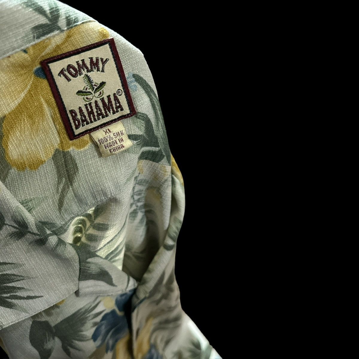 Tommy Bahama Tommy Bahama Silk Shirt Size XL Size US XL / EU 56 / 4 - 5 Thumbnail