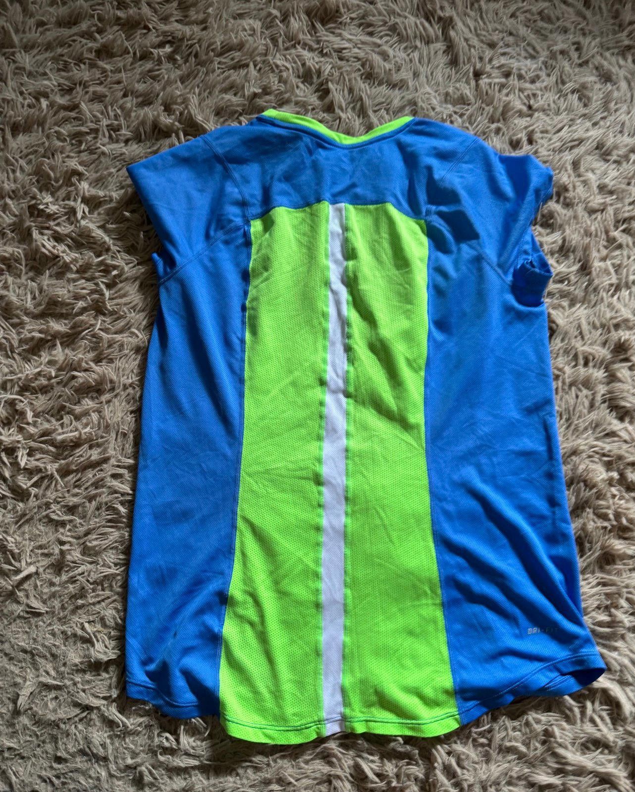 Nike Nike Women’s Large Dri Fit Runner Shirt Size L / US 10 / IT 46 - 2 Thumbnail