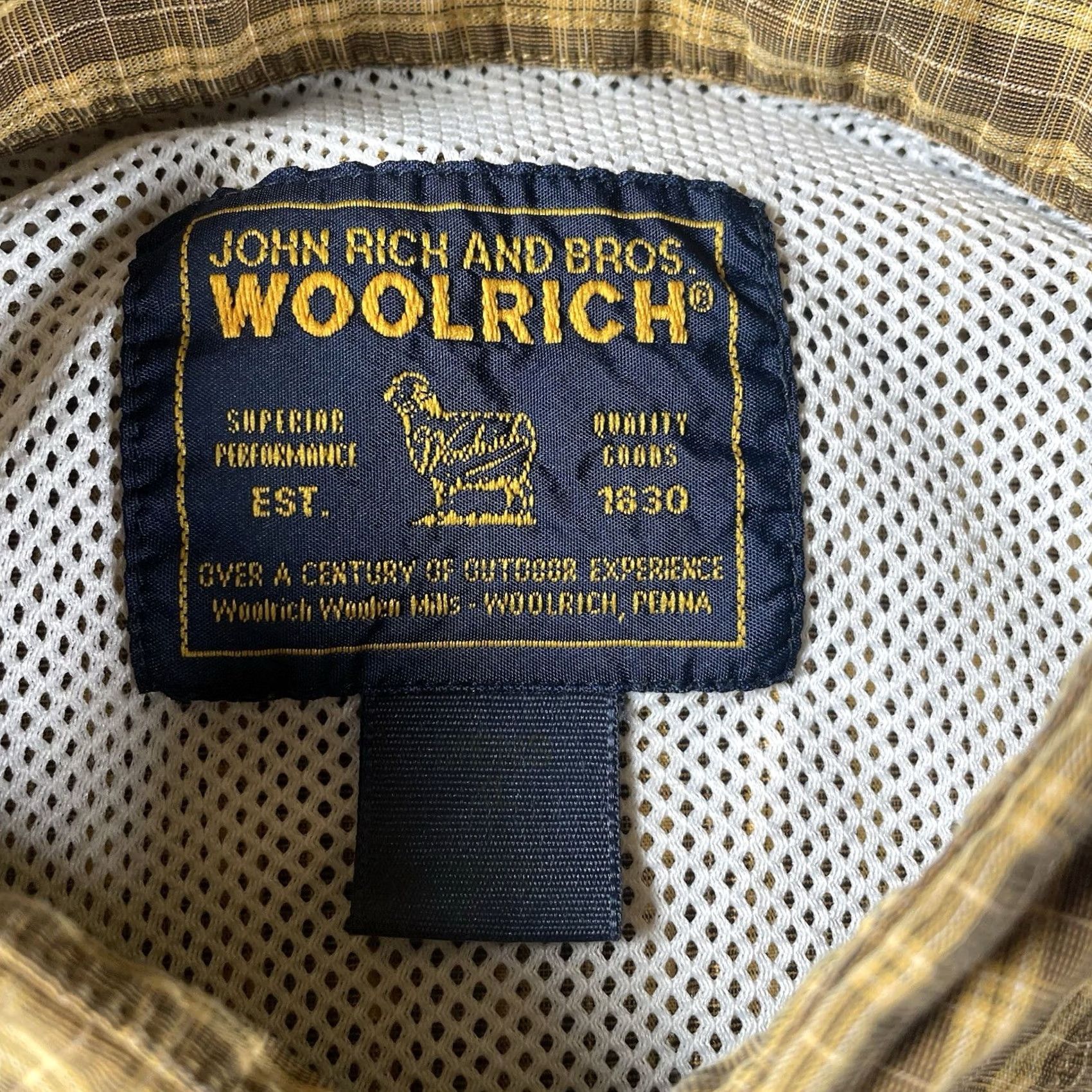 Vintage VINTAGE Woolrich Shirt Mens 2XL Short Sleeve Button-Up Brown USA Brown Shirt 2XL Mens Size US XXL / EU 58 / 5 - 4 Thumbnail