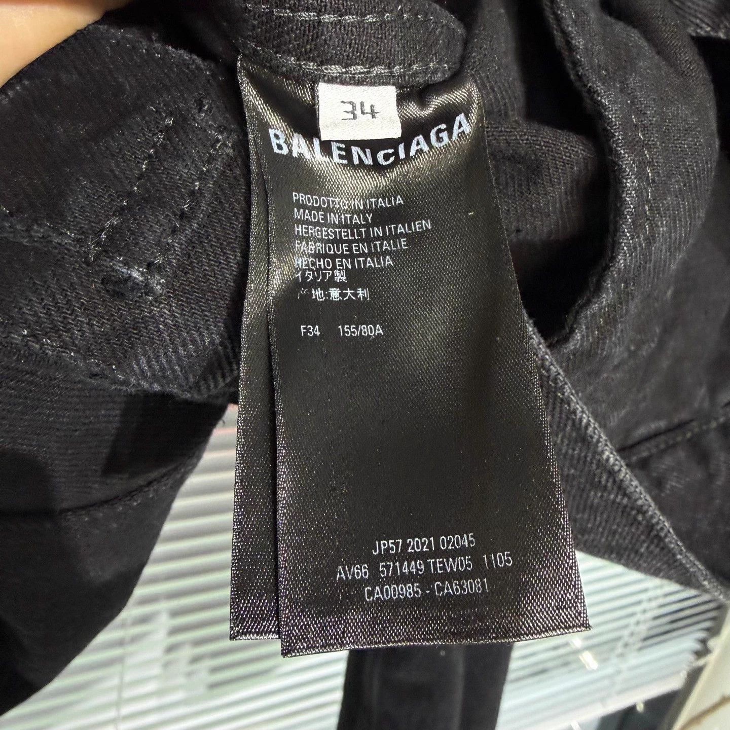 Balenciaga Balenciaga distressed denim jacket back crystal logo black Size XS / US 0-2 / IT 36-38 - 4 Thumbnail